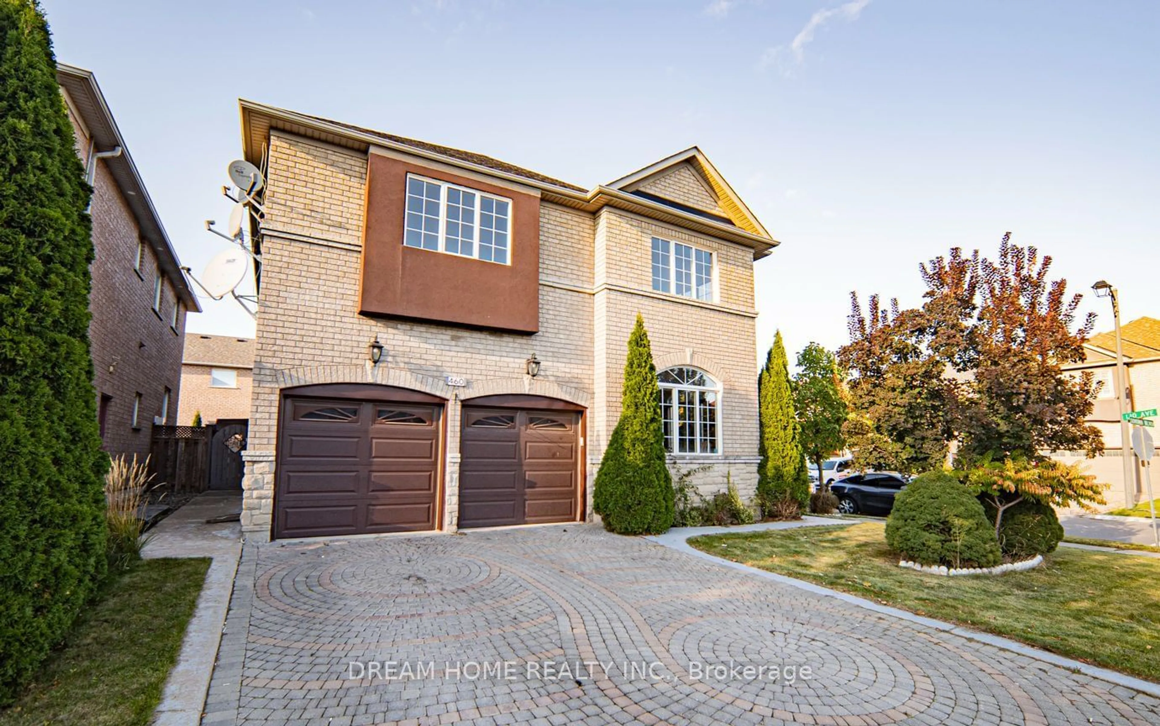 Home with brick exterior material for 460 Sonoma Blvd, Vaughan Ontario L4H 2S3