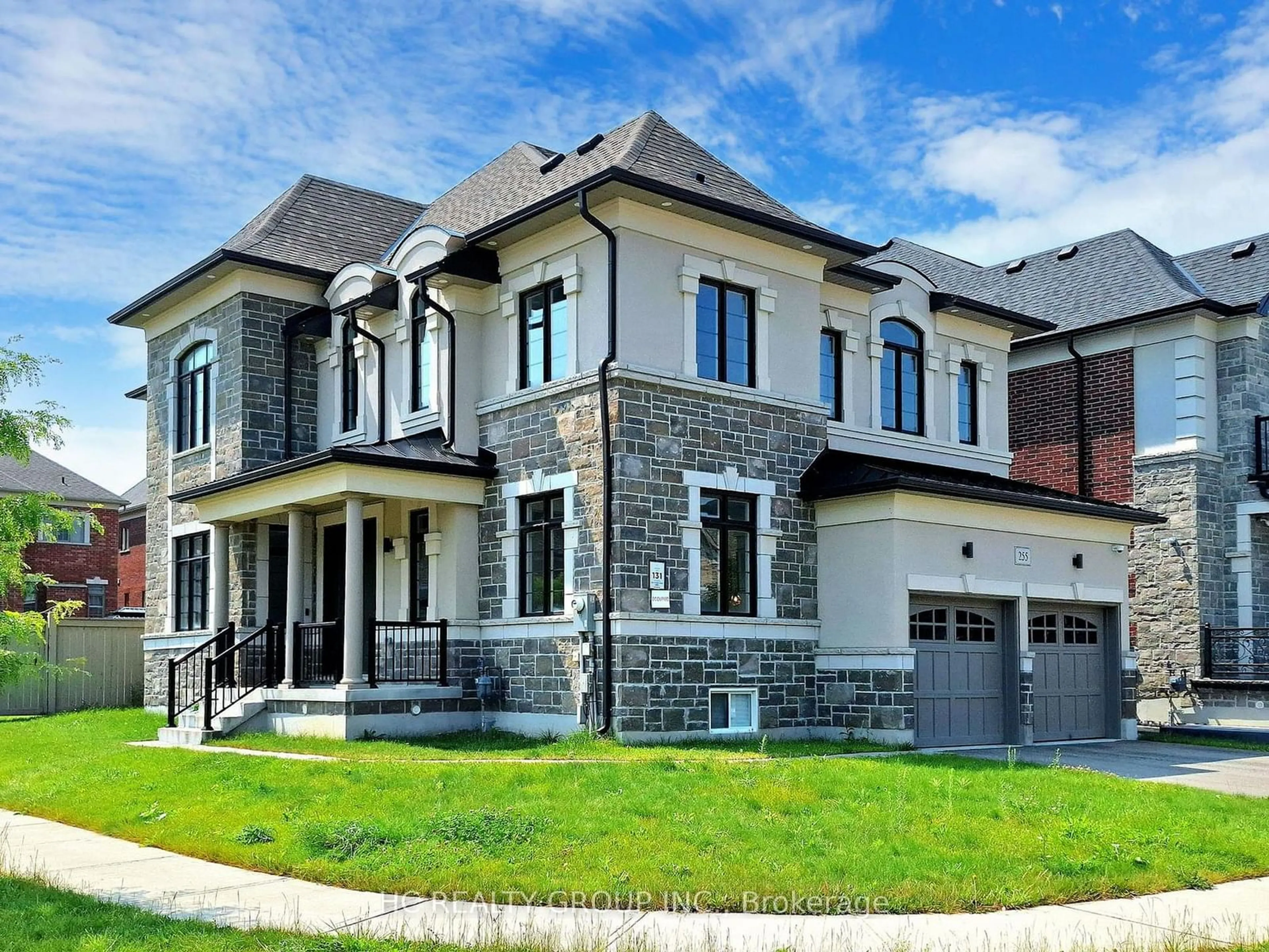 Home with brick exterior material for 255 Touch Gold Cres, Aurora Ontario L4G 3X5