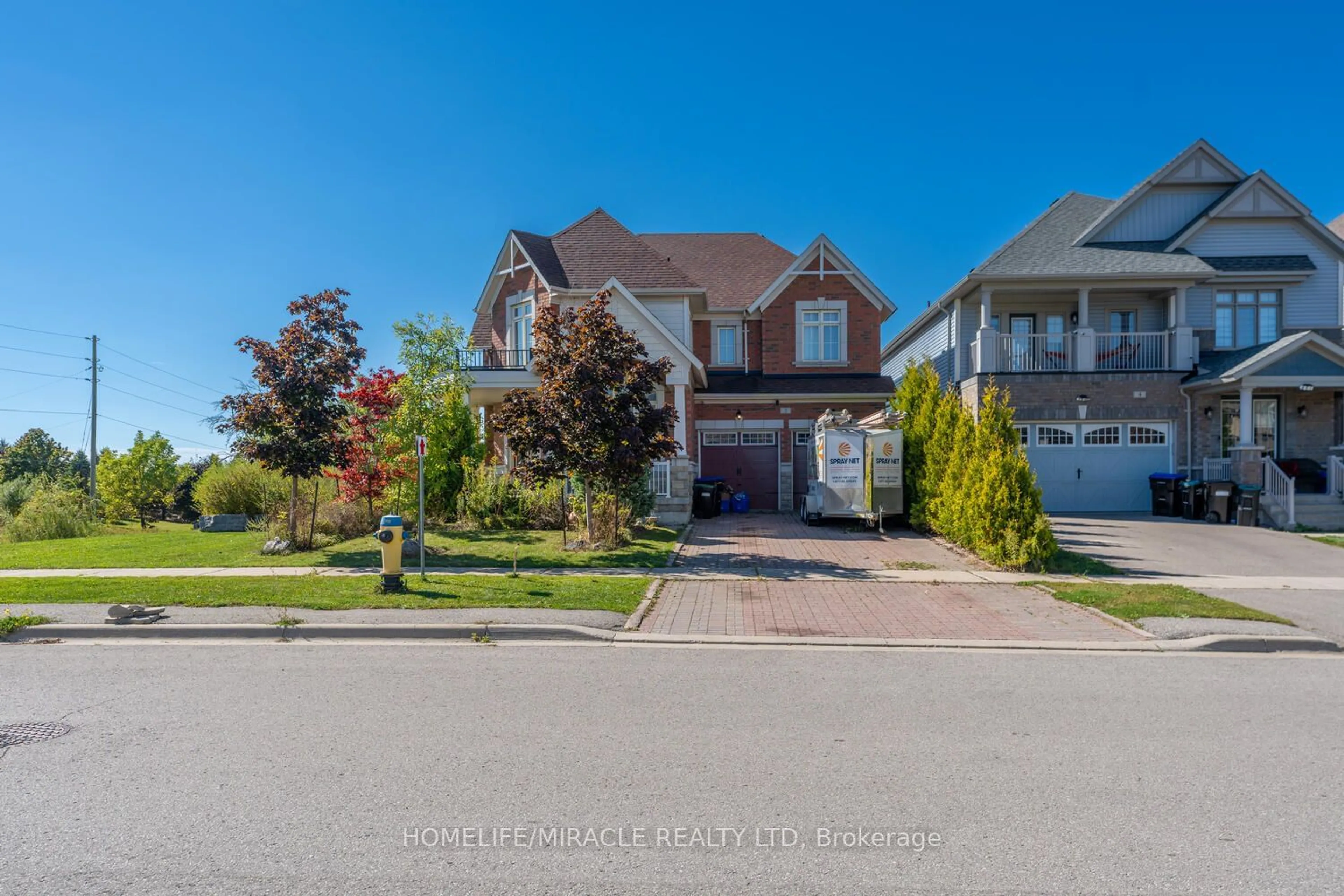 Frontside or backside of a home, the street view for 2 Kennedy Blvd, New Tecumseth Ontario L9R 0L4