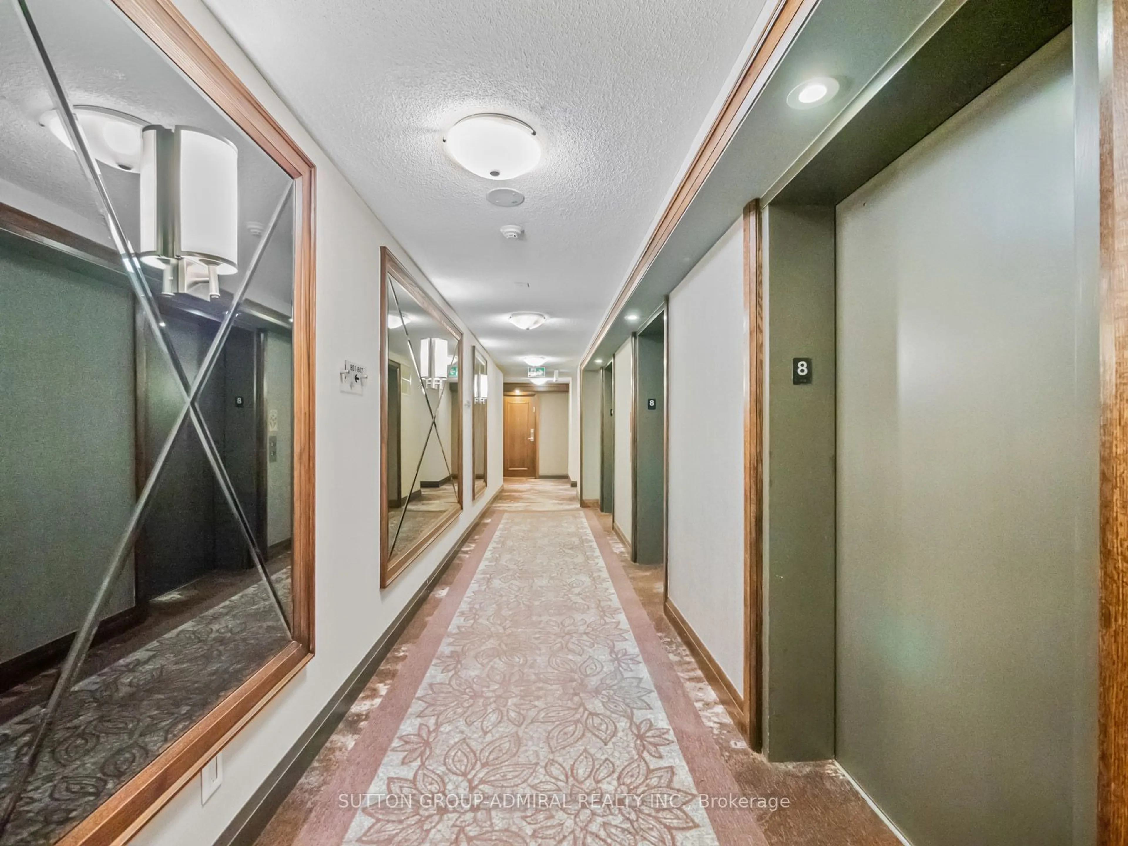 Indoor foyer, unknown floor for 7 North Park Rd #805, Vaughan Ontario L4J 0C9