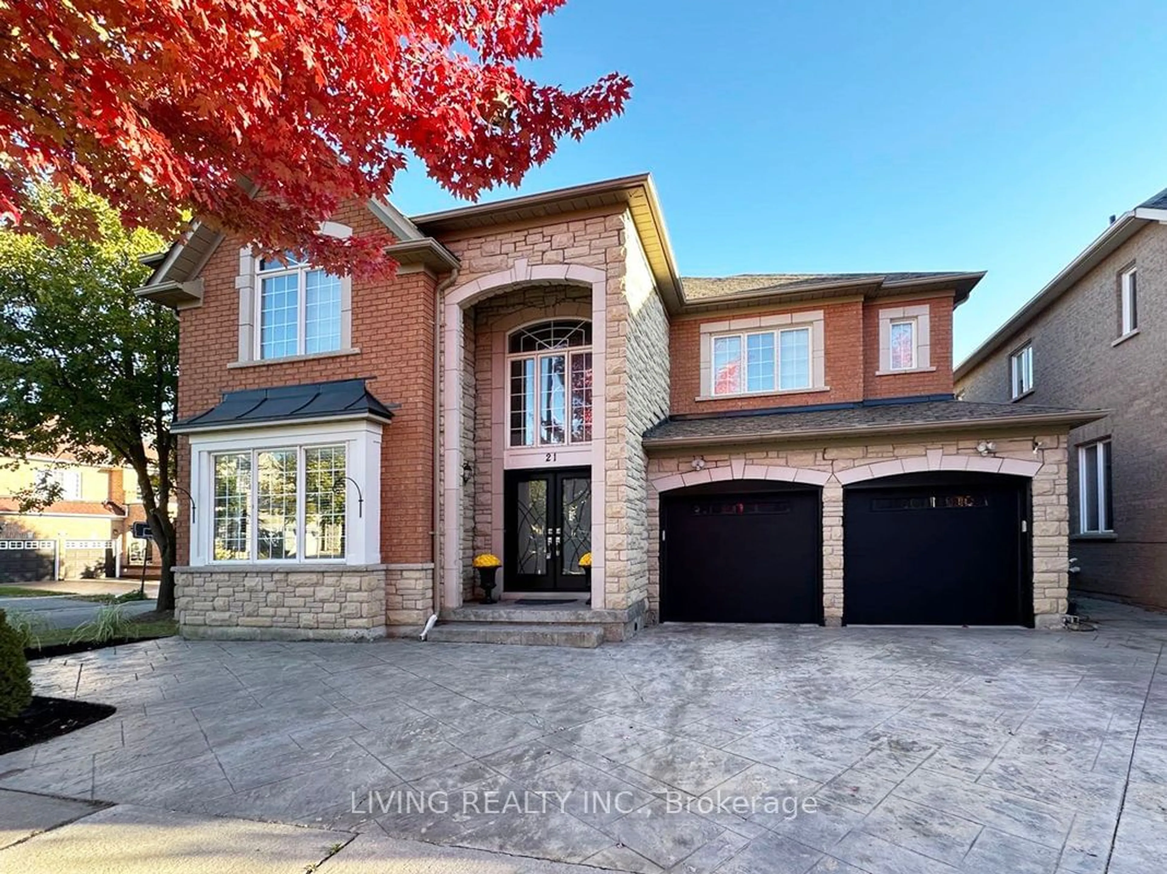 Home with brick exterior material for 21 Haywood Dr, Markham Ontario L6C 3C9