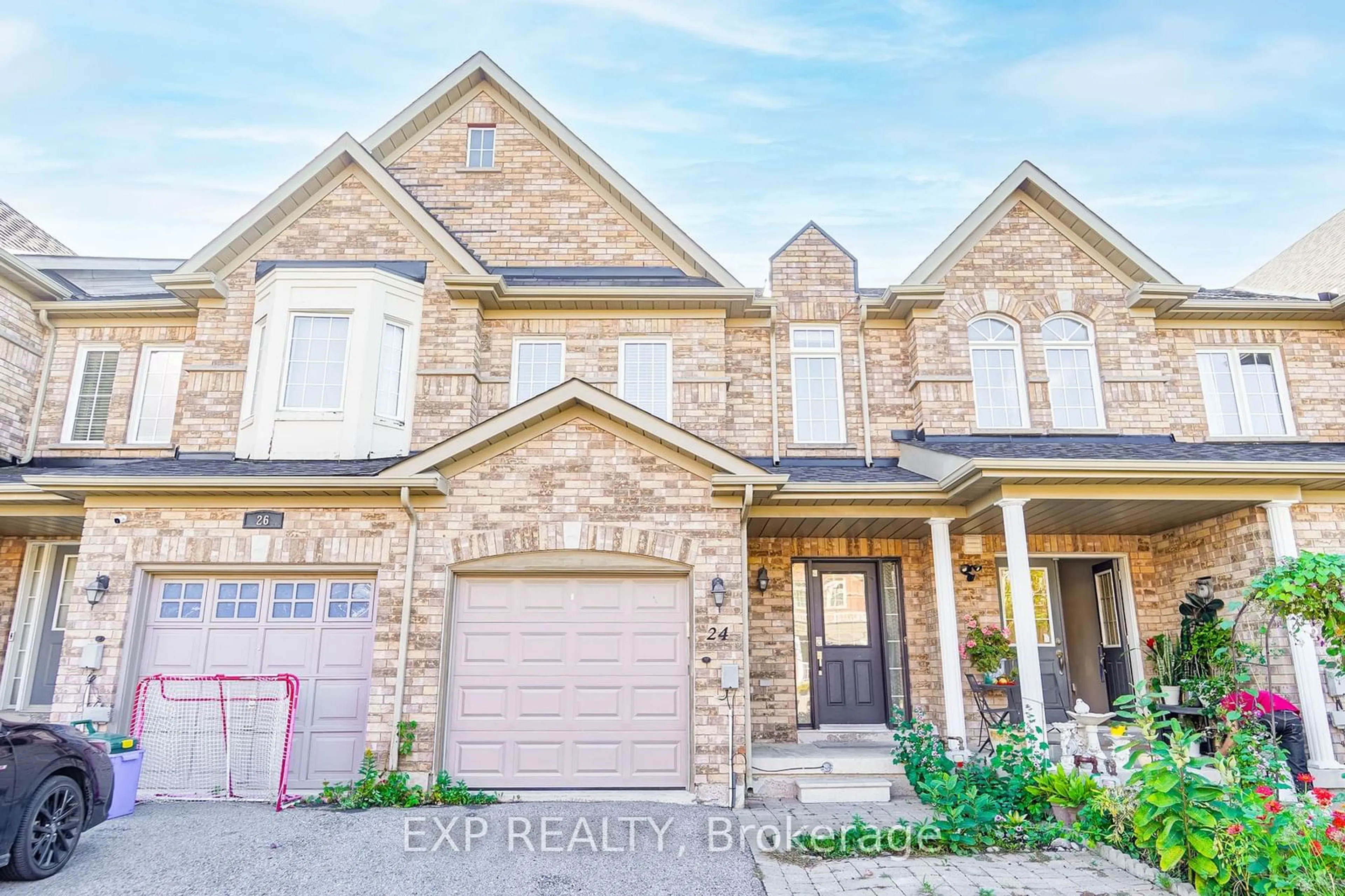 Home with brick exterior material for 24 Crestbank Crt, Vaughan Ontario L6A 0B2