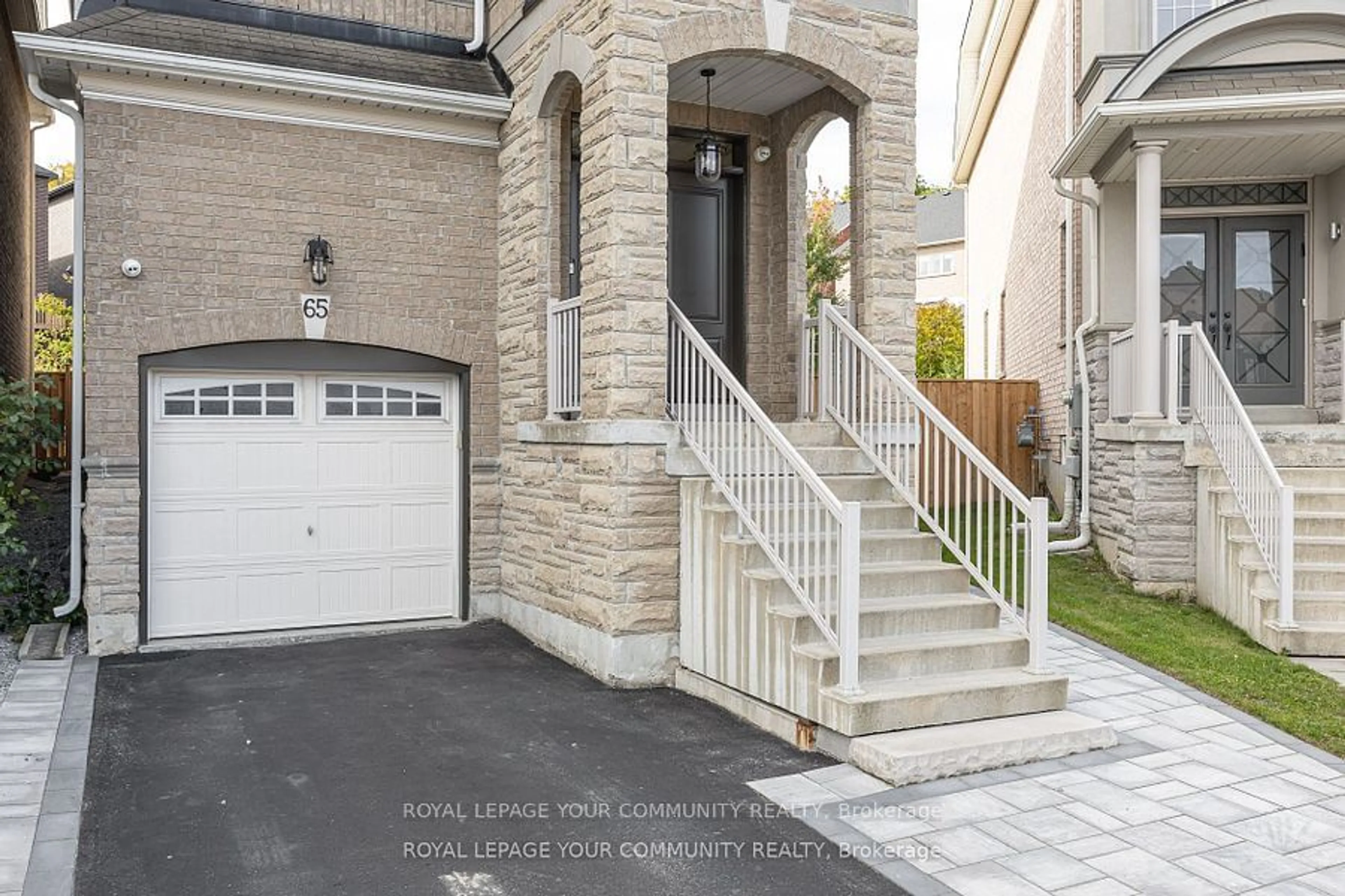 Indoor entryway, ceramic floors for 65 Bristlewood Cres, Vaughan Ontario L4J 9K9