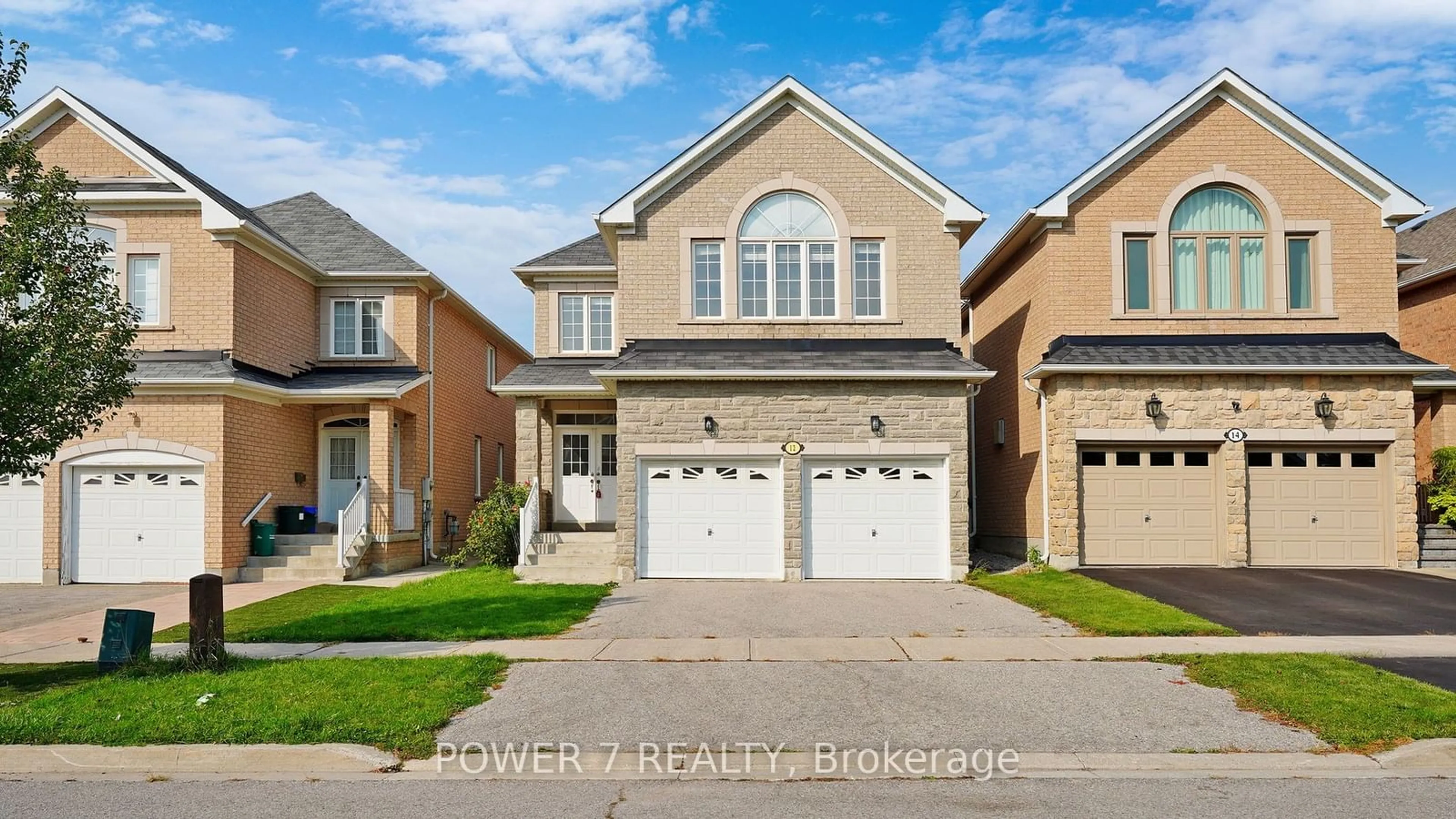 Frontside or backside of a home, the street view for 12 Maraca Dr, Richmond Hill Ontario L4S 0A3