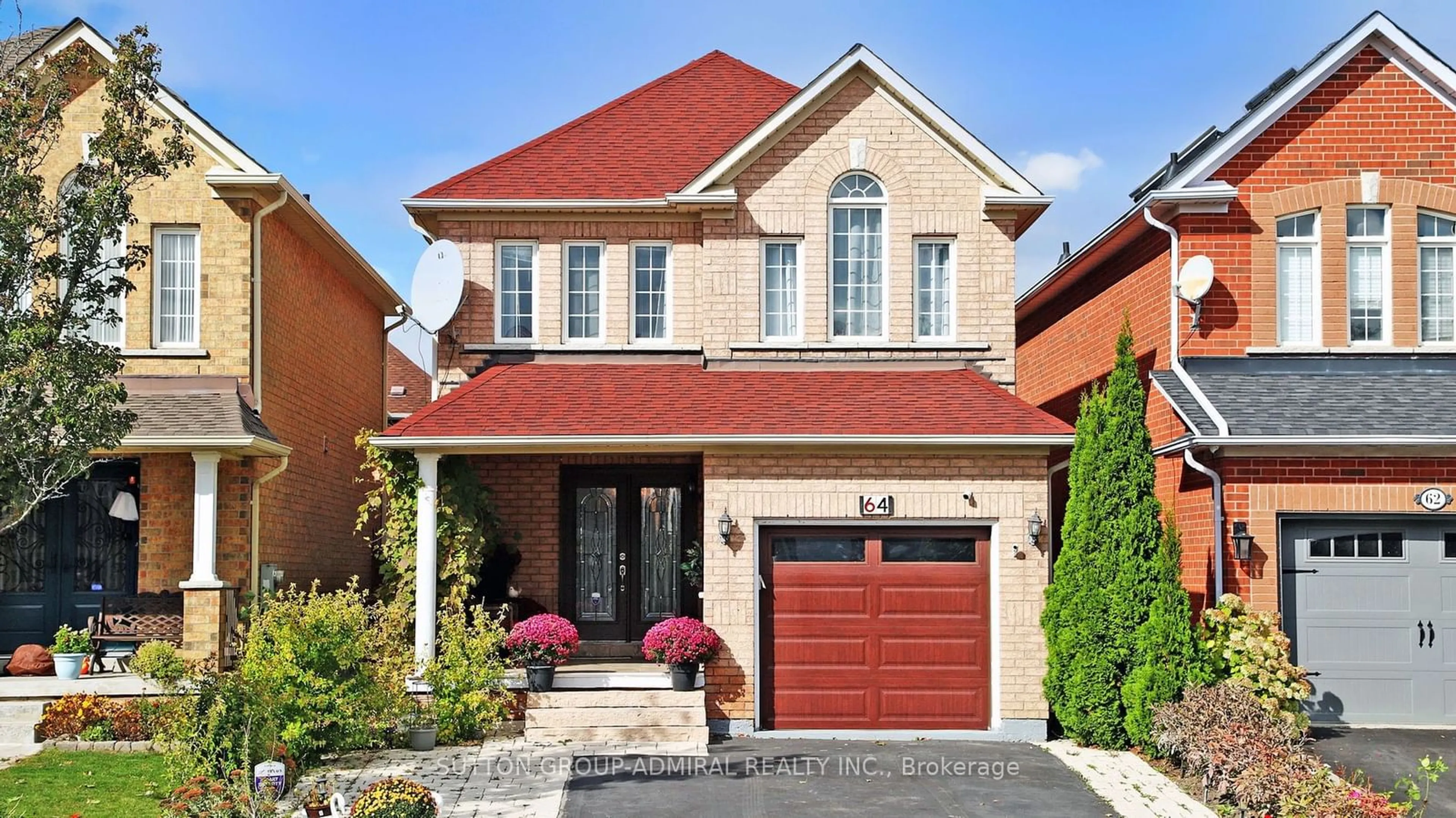 Home with brick exterior material for 64 Eddington Pl, Vaughan Ontario L6A 3P3