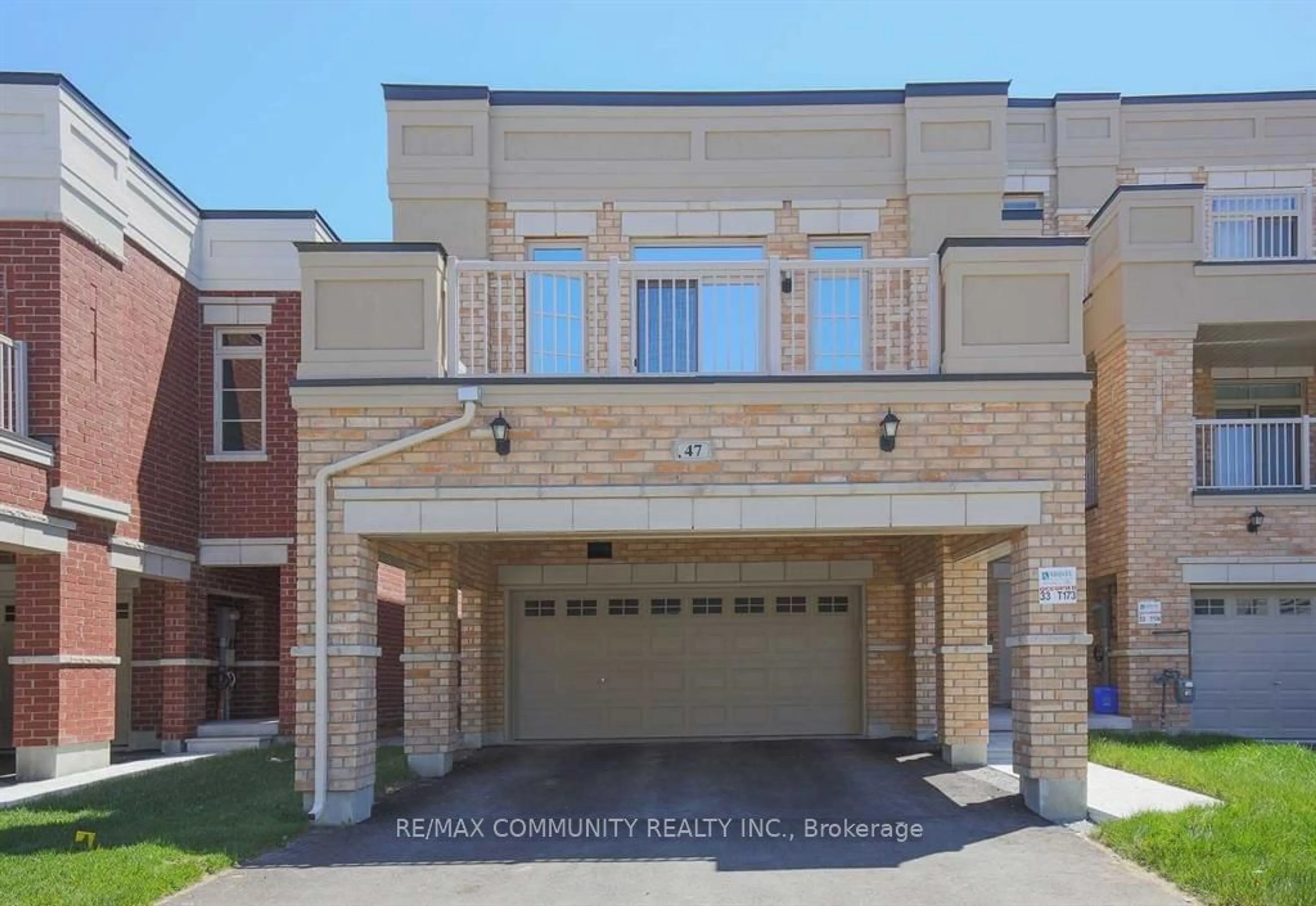 A pic from exterior of the house or condo, the front or back of building for 47 Luzon Ave, Markham Ontario L6B 0M6