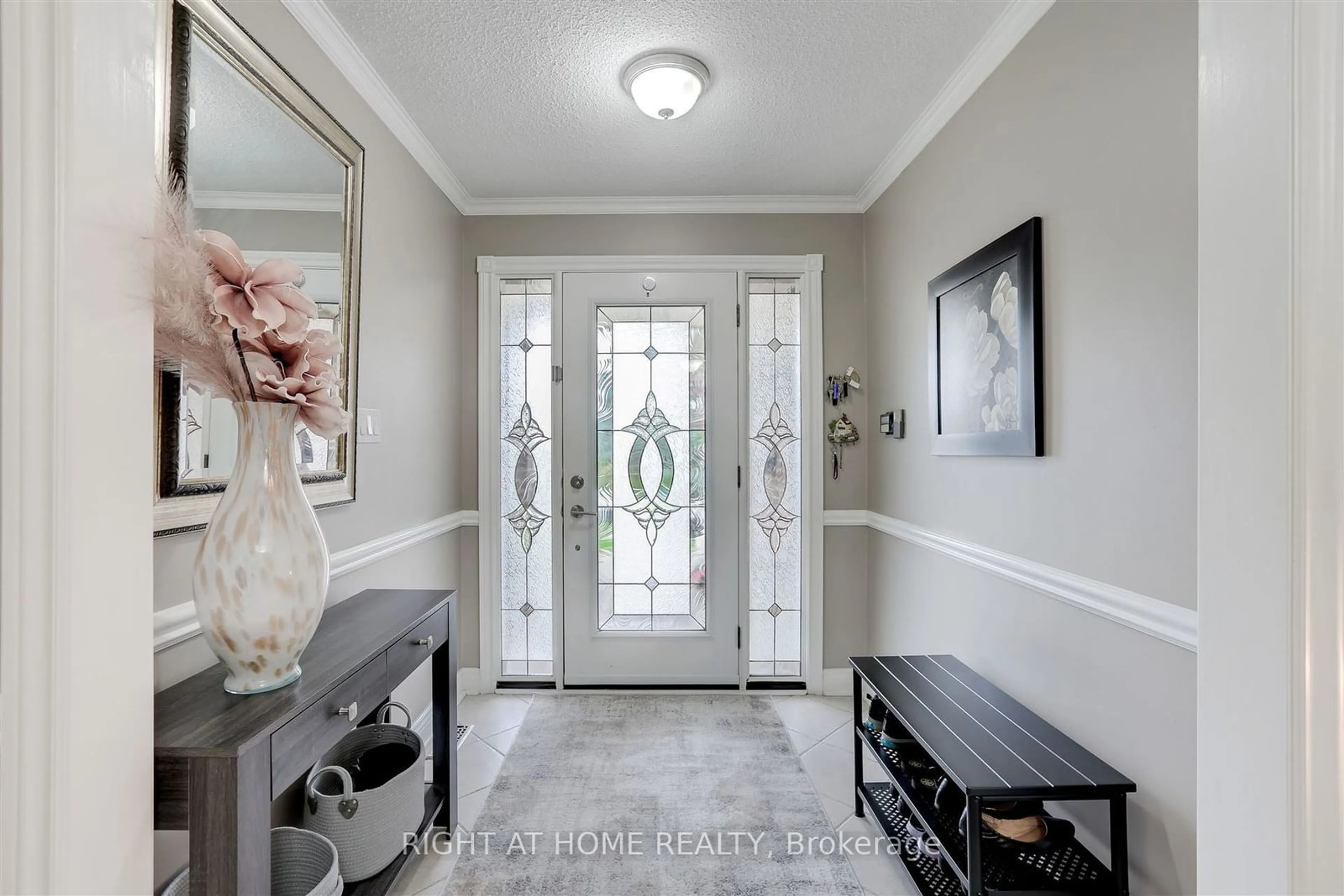 Indoor entryway, wood floors for 73 Airdrie Dr, Vaughan Ontario L4L 1C7