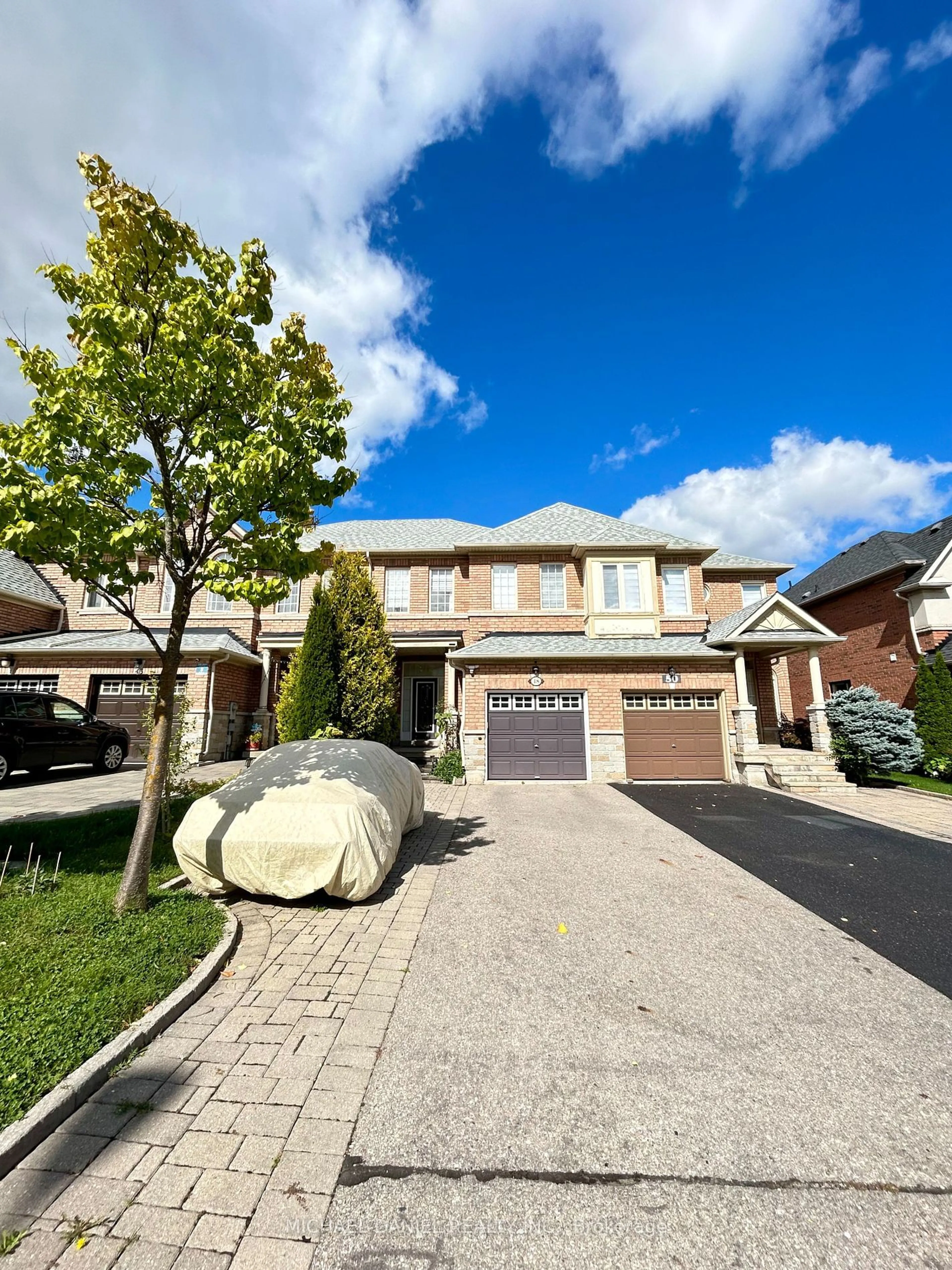 Frontside or backside of a home, the street view for 48 Whisperwood Rd, Vaughan Ontario L4J 9G6