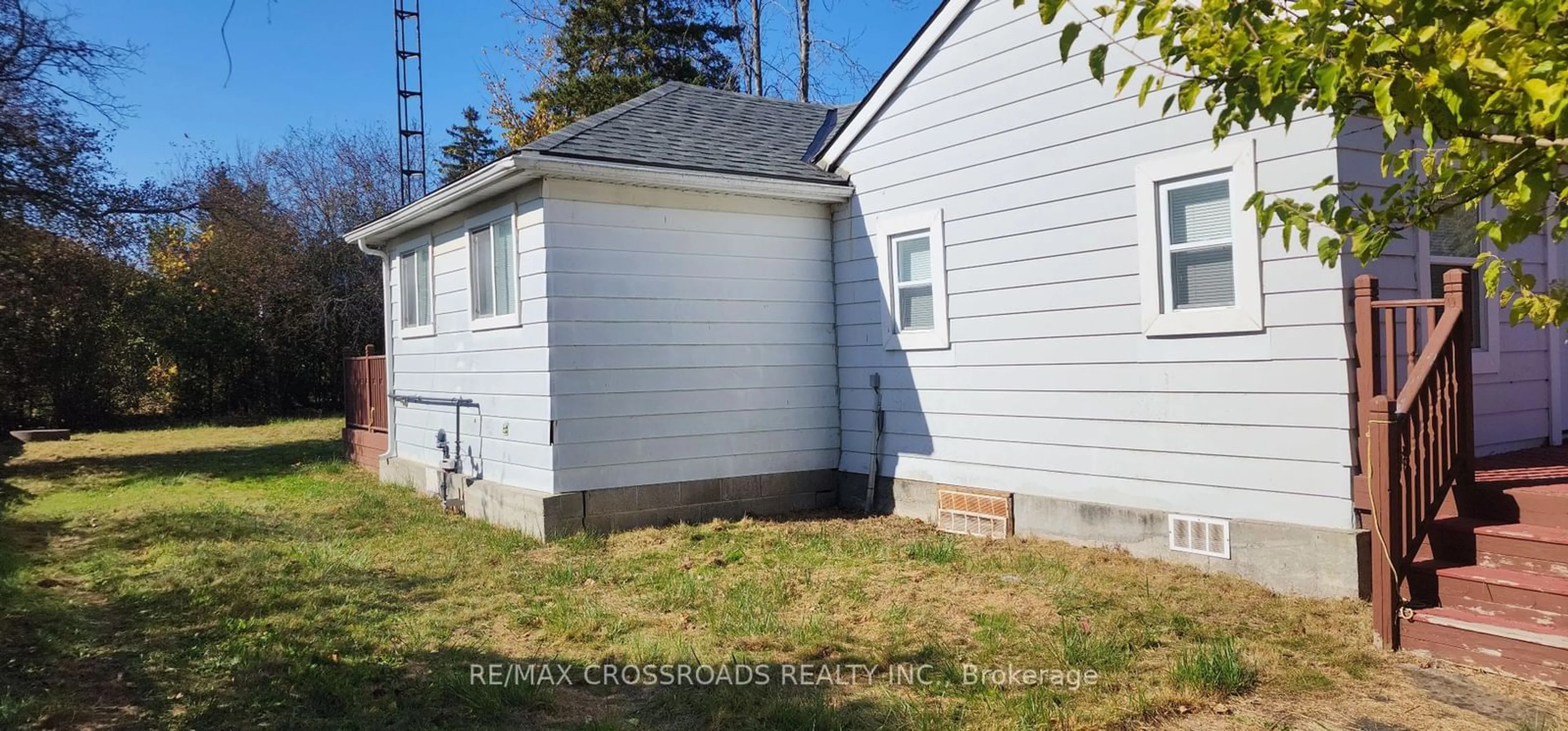 Frontside or backside of a home, the fenced backyard for 11 Farley Circ, Georgina Ontario L0E 1S0