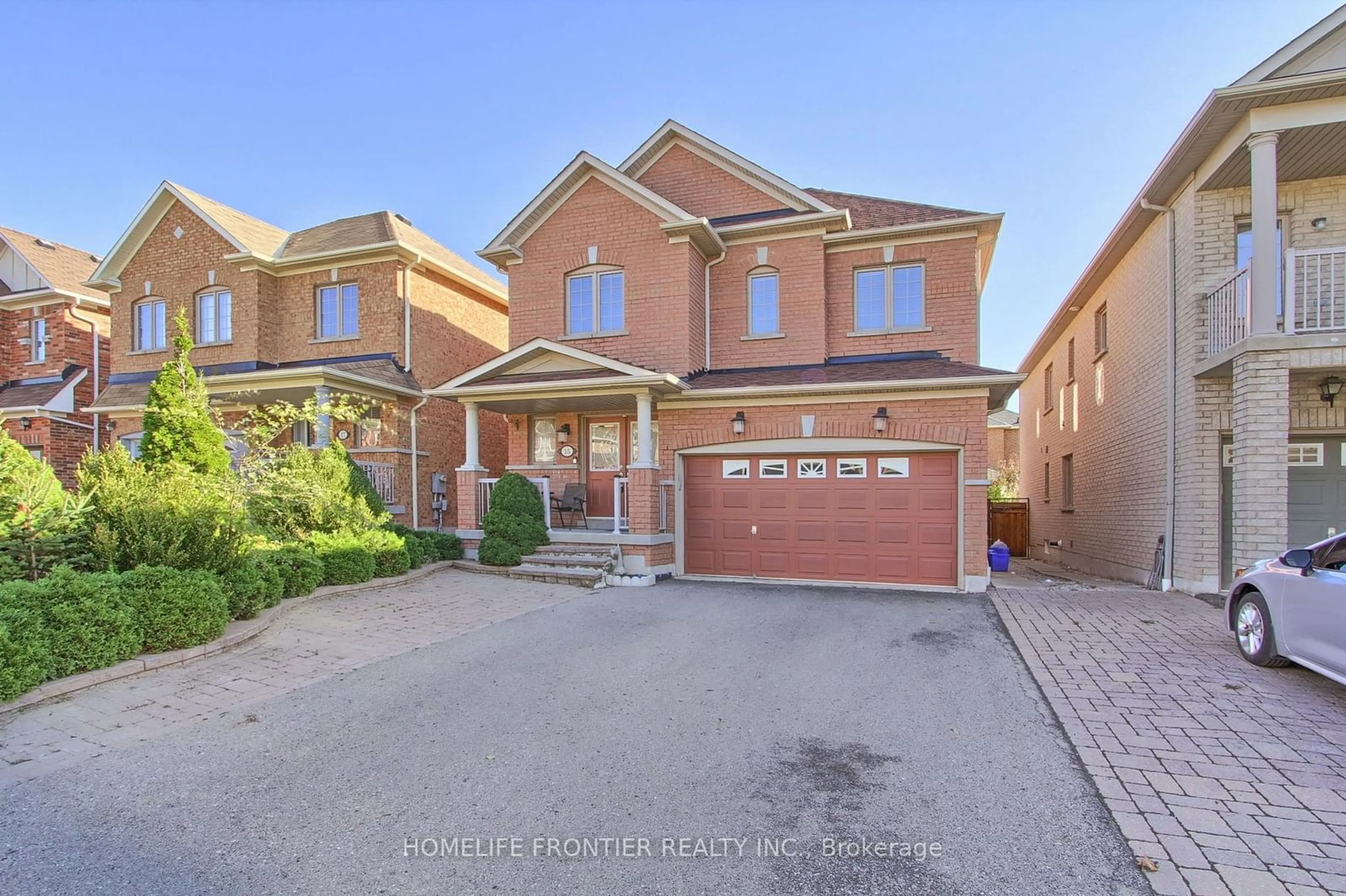 Home with brick exterior material for 15 Canyon Gate Cres, Vaughan Ontario L6A 0B4