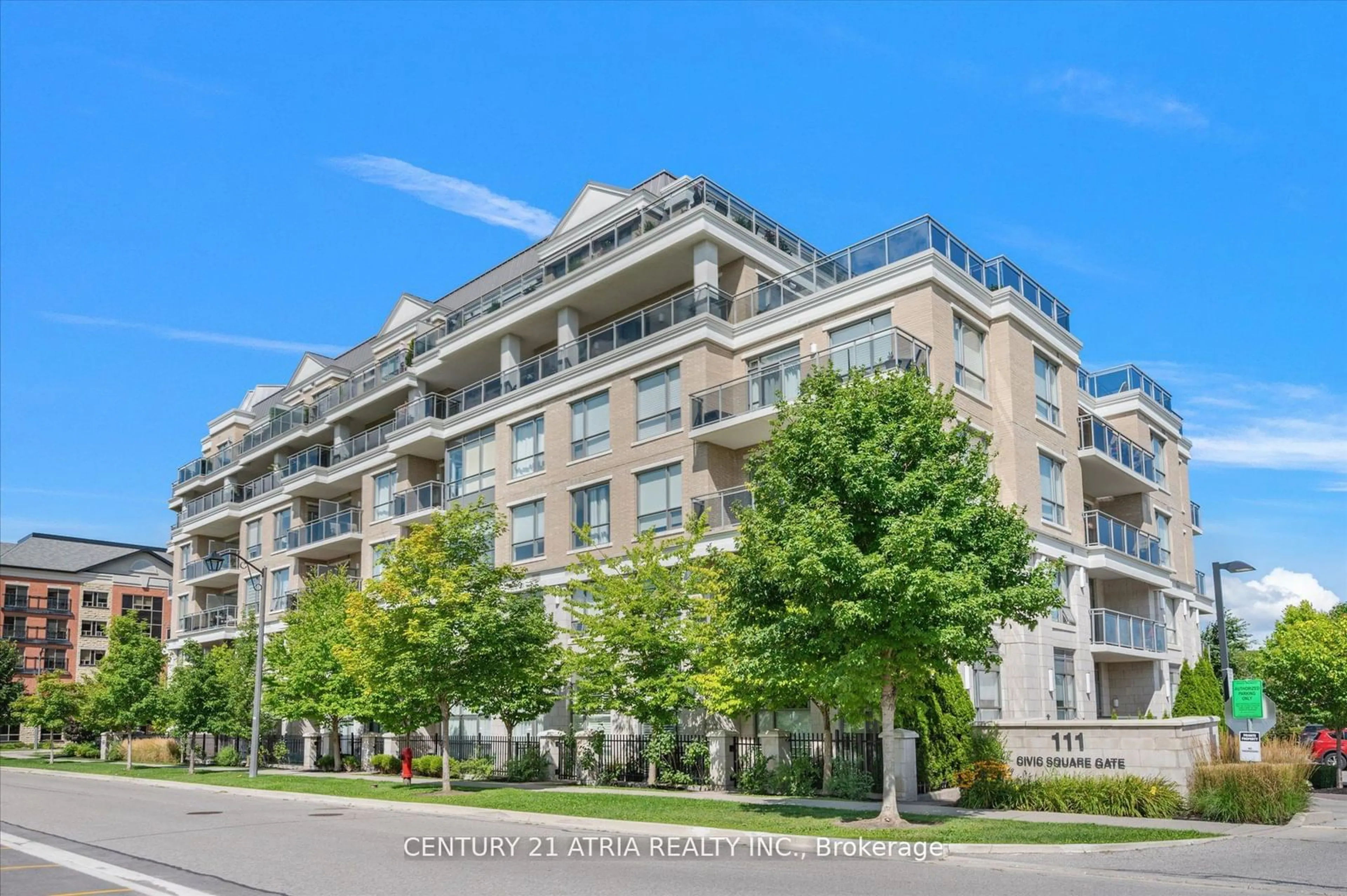 A pic from exterior of the house or condo, the front or back of building for 111 Civic Square Gate #423, Aurora Ontario L4G 0S6