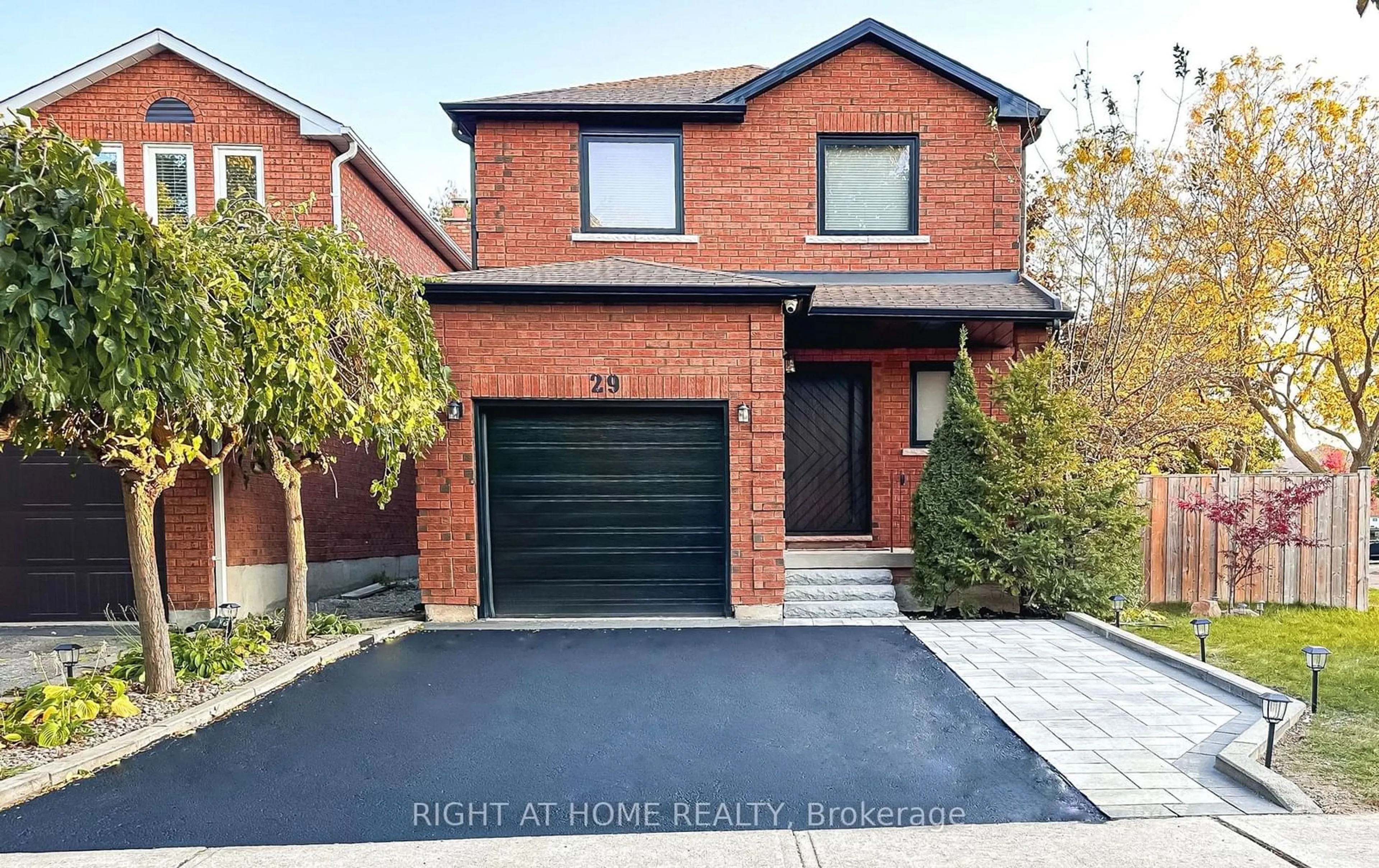 Home with brick exterior material for 29 Mountfield Cres, Vaughan Ontario L4J 7E9