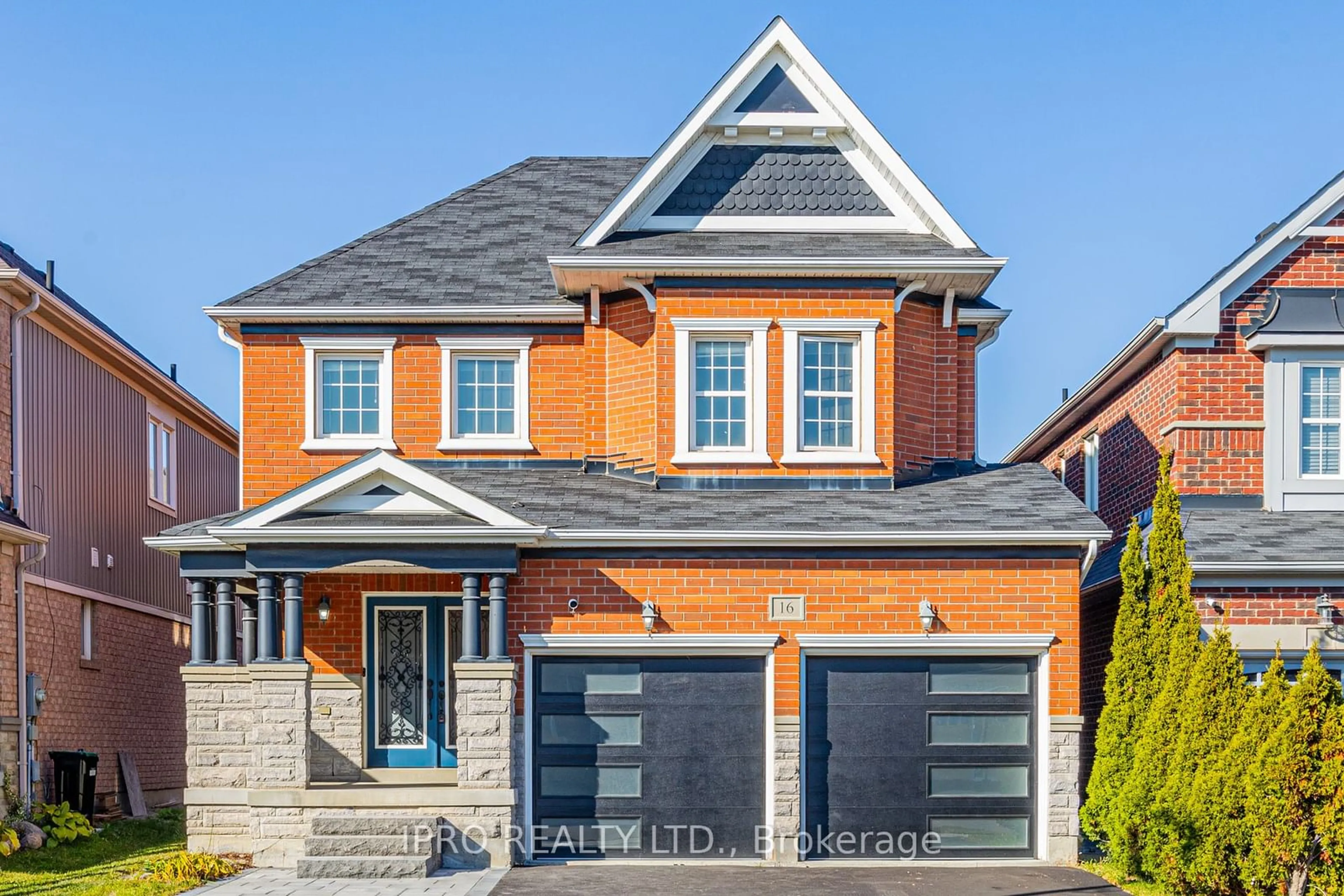 Home with brick exterior material for 16 Acorn Lane, Bradford West Gwillimbury Ontario L3Z 0H6