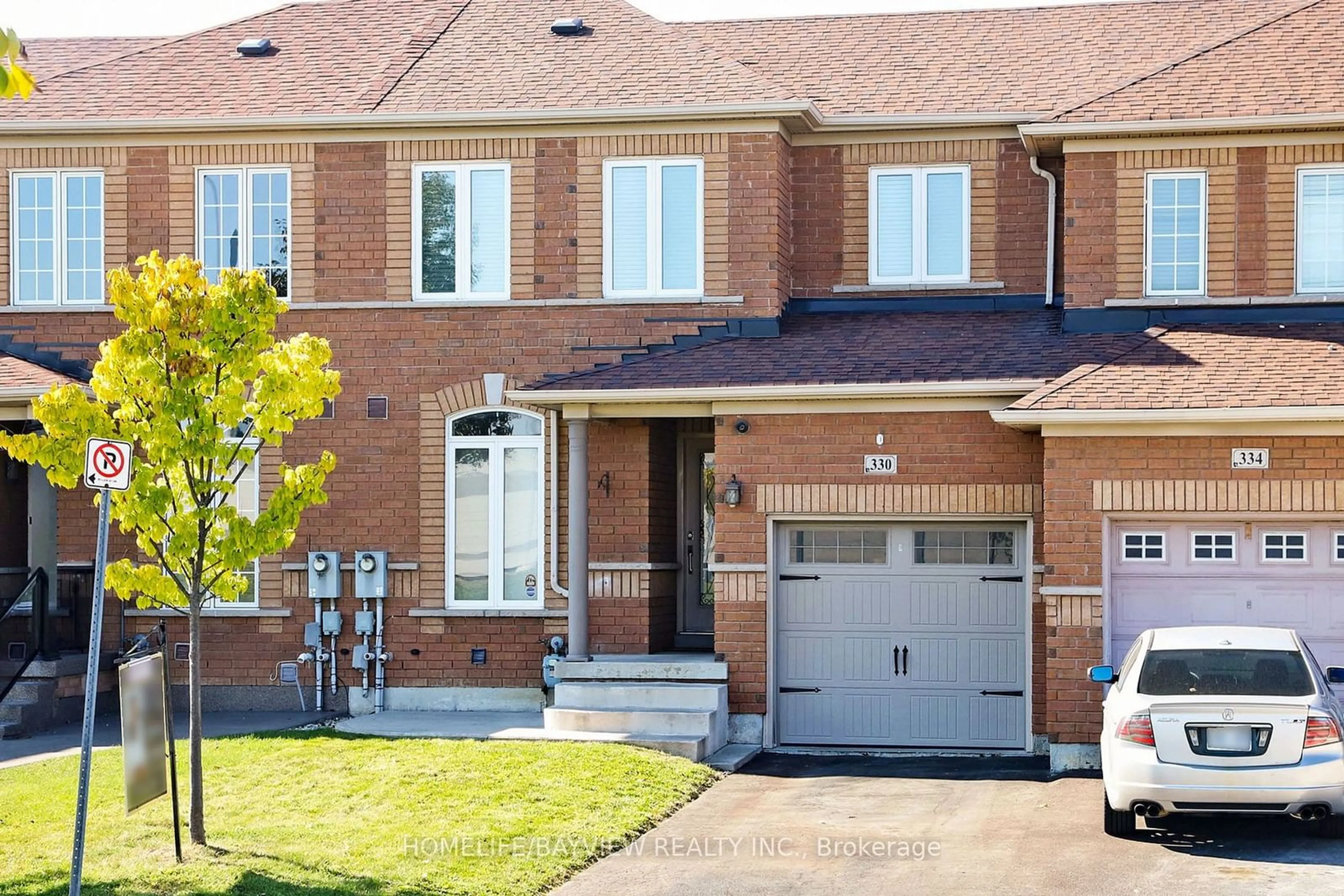 Home with brick exterior material for 330 Hawkview Blvd, Vaughan Ontario L4H 2G7