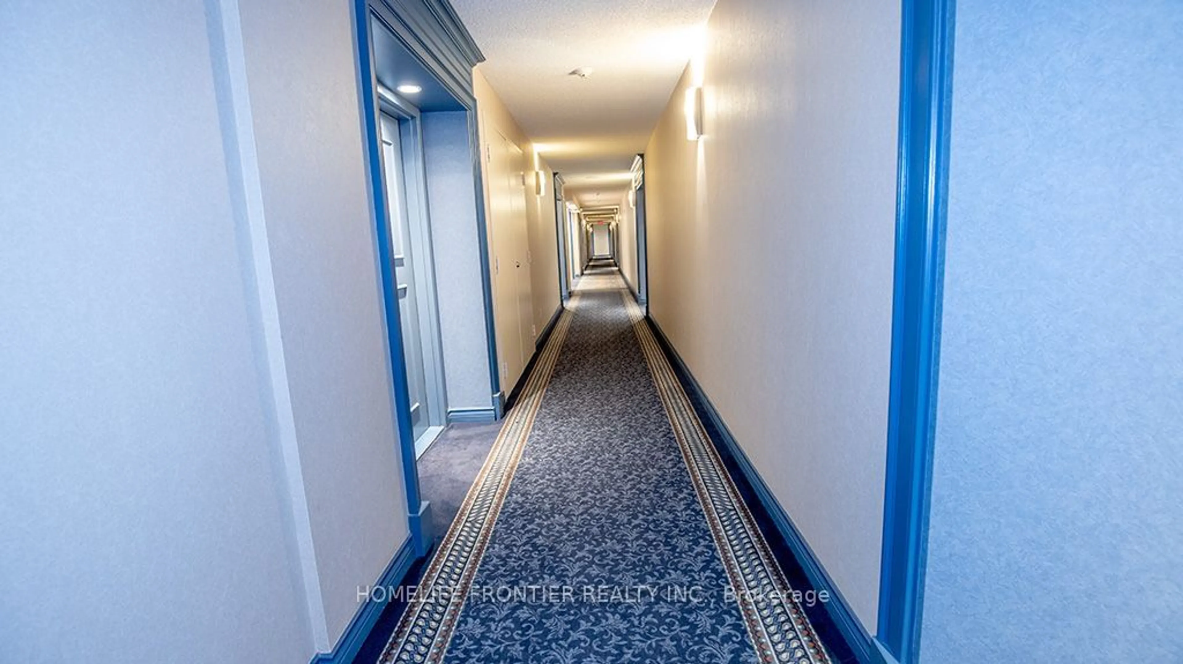 Indoor foyer, unknown floor for 81 Townsgate Dr #210, Vaughan Ontario L4J 8E6