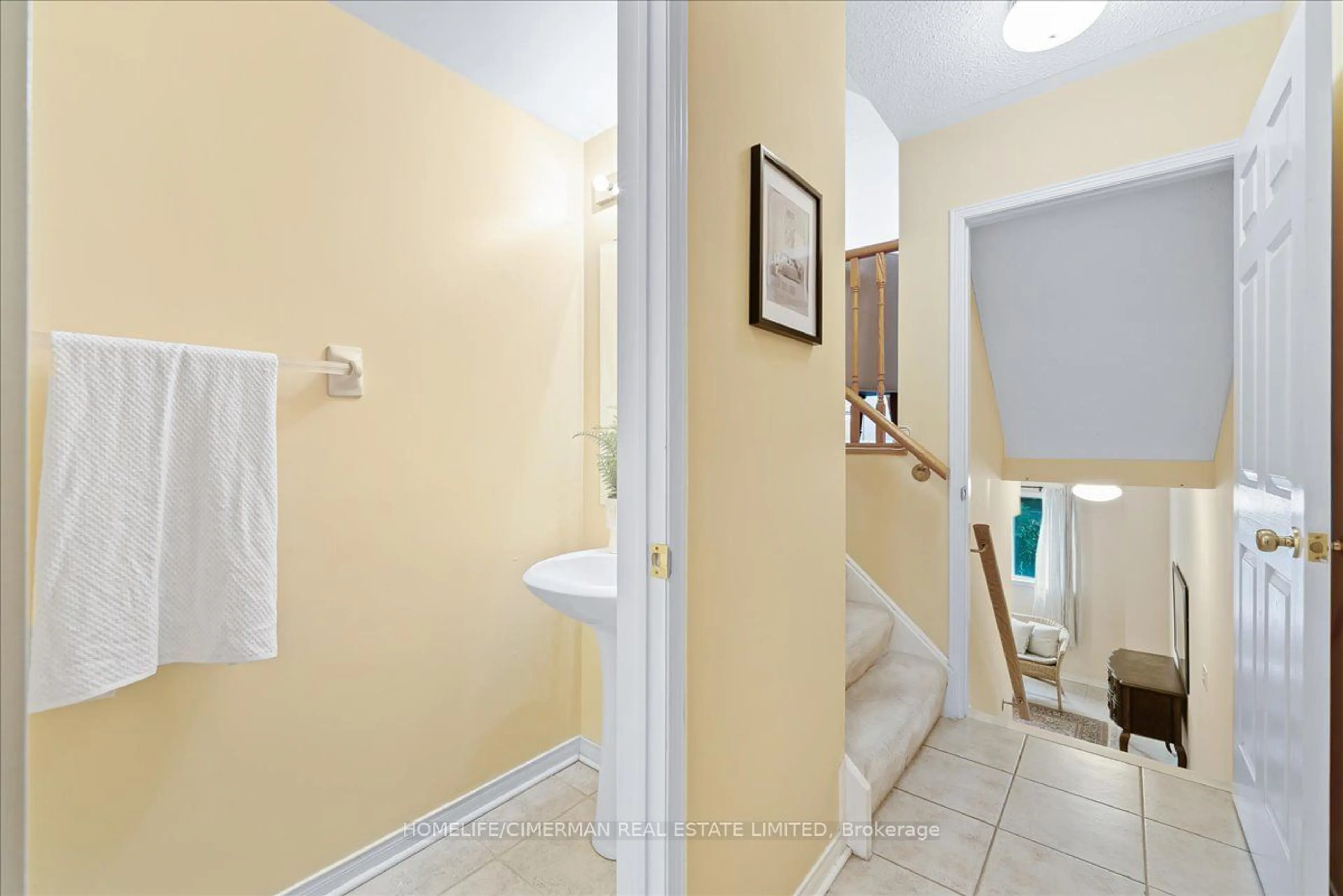 Standard bathroom, not visible floor for 39 Vanity Cres, Richmond Hill Ontario L4B 4E5