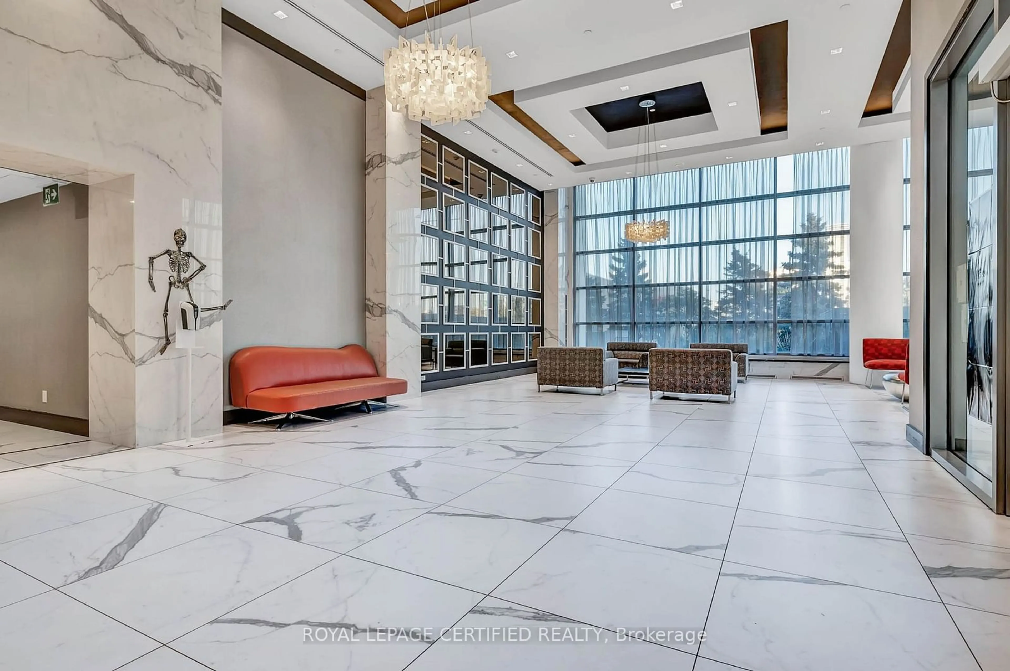 Indoor lobby, ceramic floors for 3600 Hwy 7 #201, Vaughan Ontario L4L 0G7