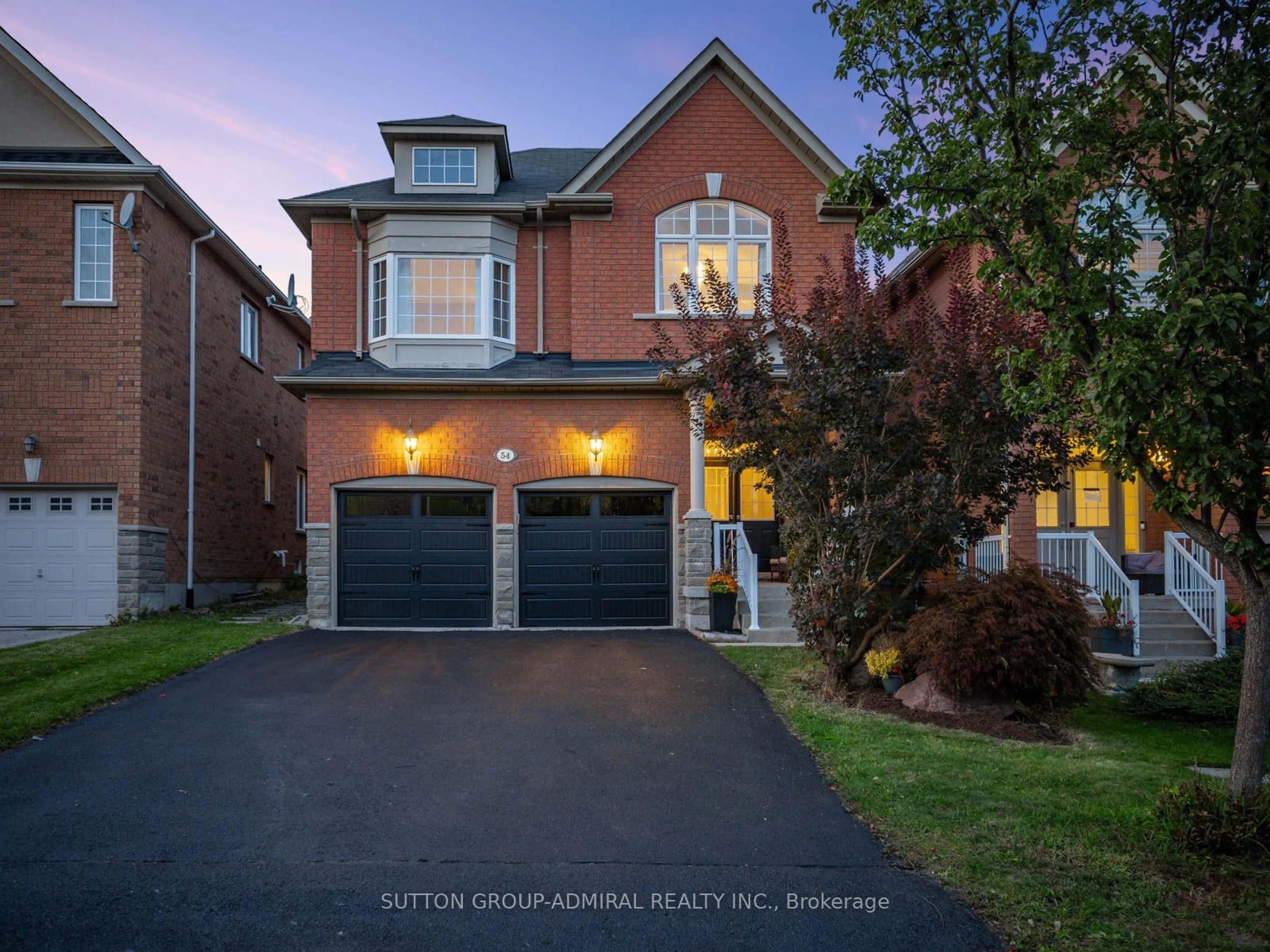 Home with brick exterior material for 54 Strauss Rd, Vaughan Ontario L4J 8Z7