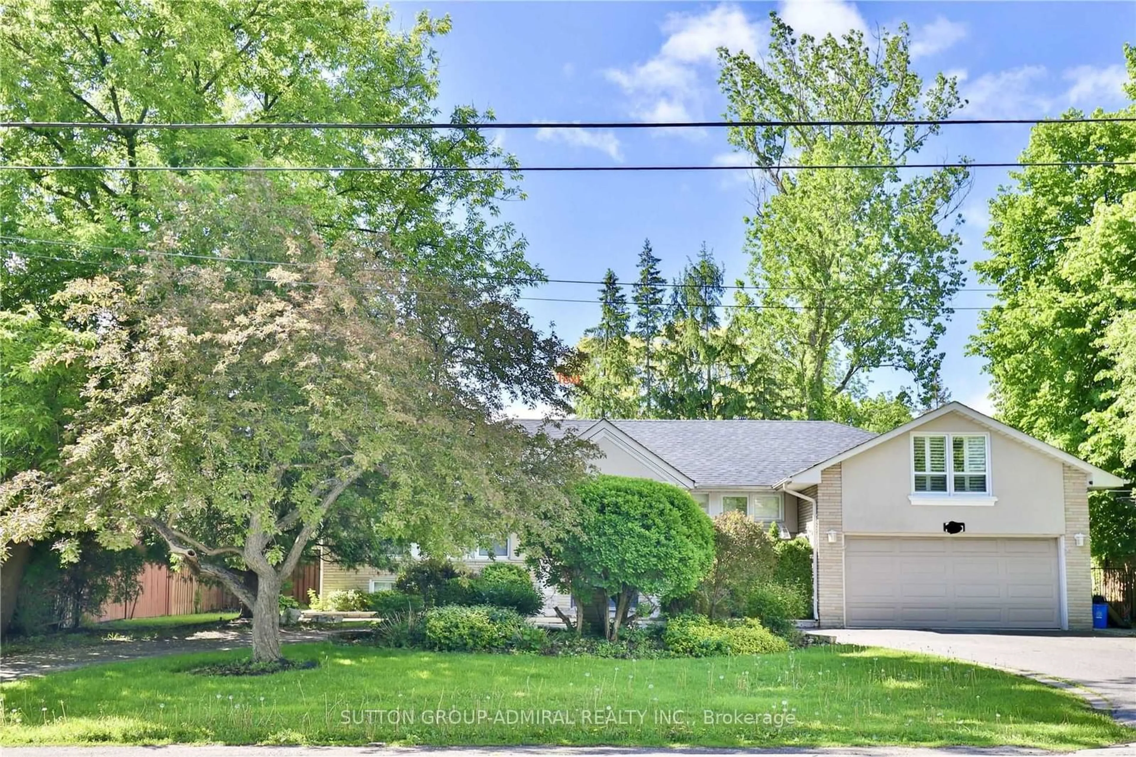 Frontside or backside of a home, the street view for 135 Elgin St, Markham Ontario L3T 1W7