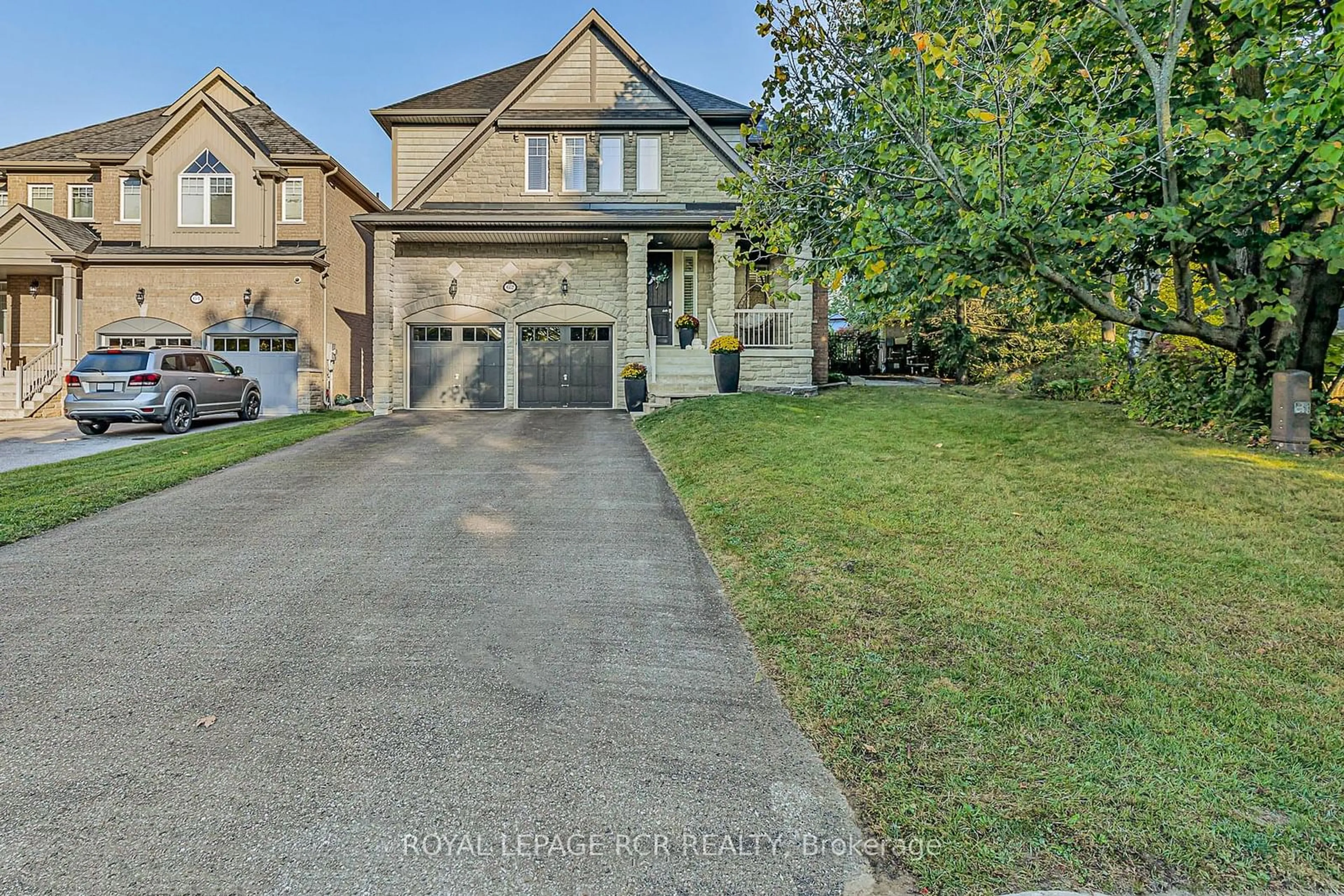 Frontside or backside of a home, the street view for 62 Cemetery Rd, Uxbridge Ontario L9P 0B3