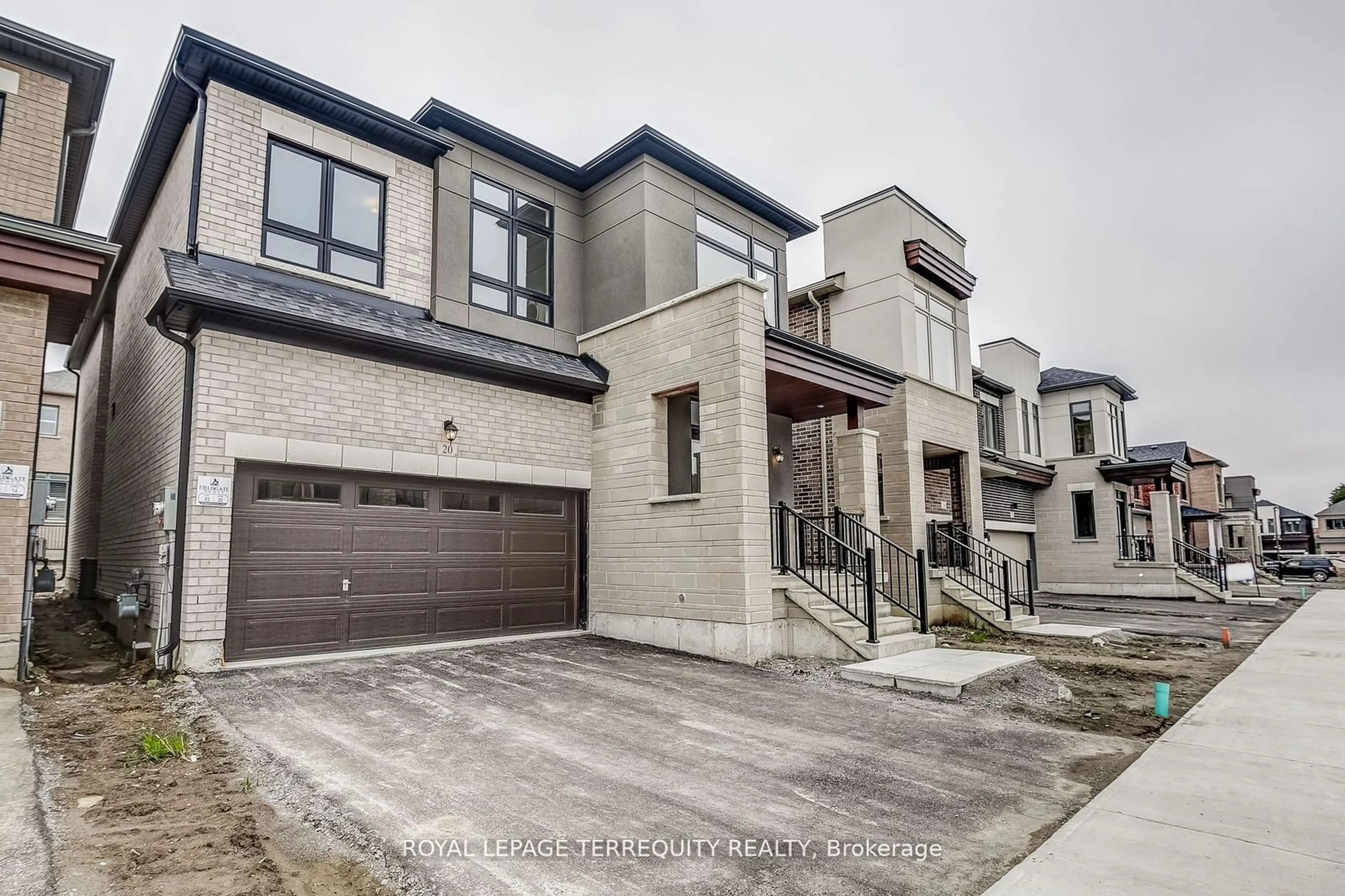 A pic from exterior of the house or condo, the street view for 20 Sambro Lane, Whitchurch-Stouffville Ontario L4A 0S1