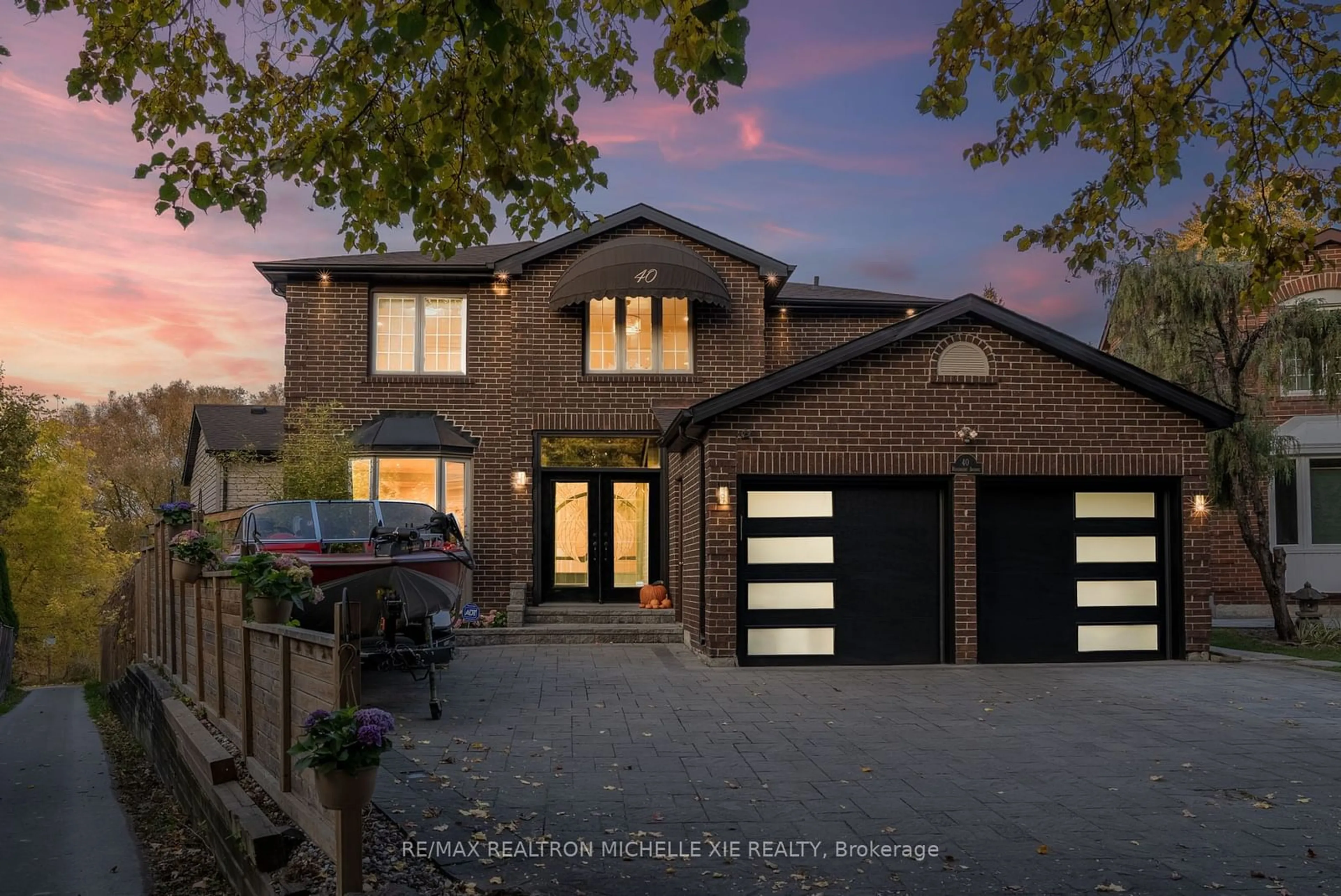 Home with brick exterior material for 40 Rosemount Ave, Markham Ontario L3T 6S7