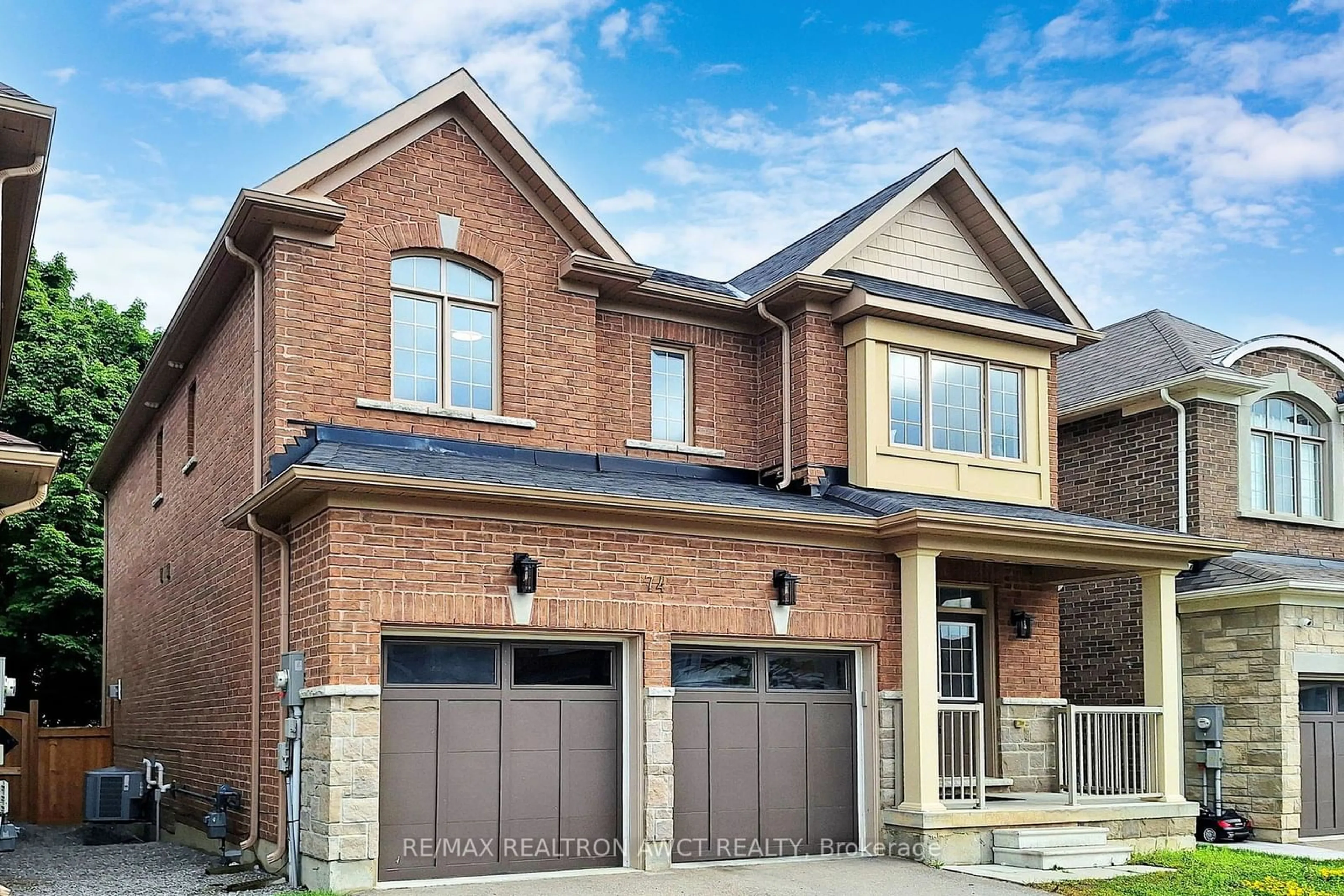 Home with brick exterior material for 74 Robb Thompson Rd, East Gwillimbury Ontario L0G 1M0