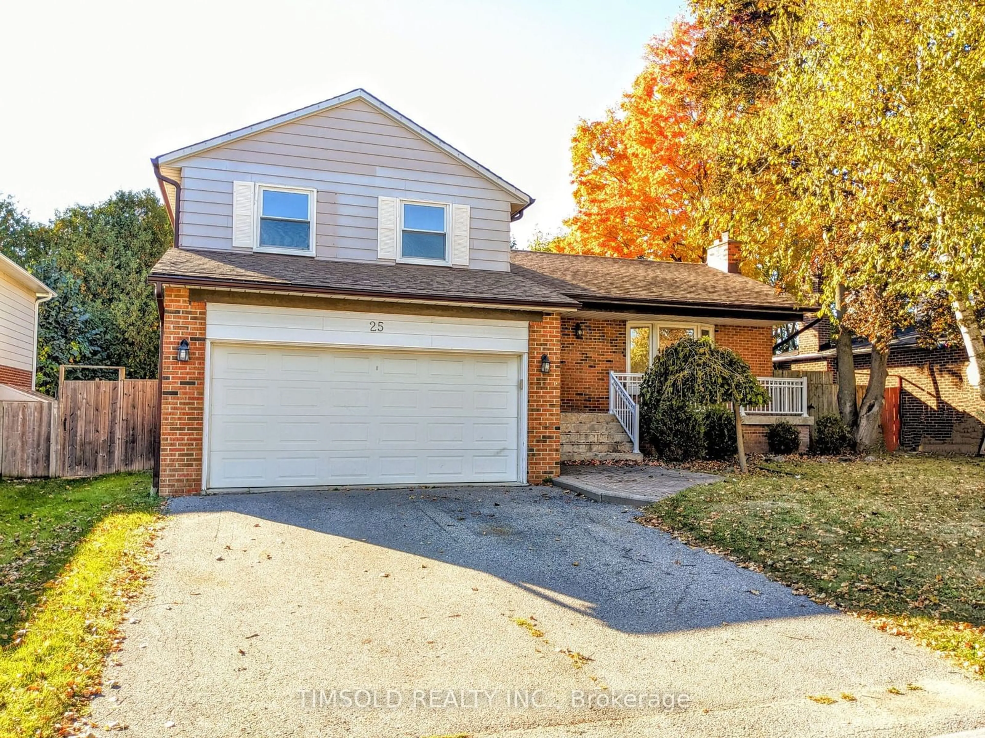 Frontside or backside of a home, the street view for 25 PRINGLE Ave, Markham Ontario L3P 2P3