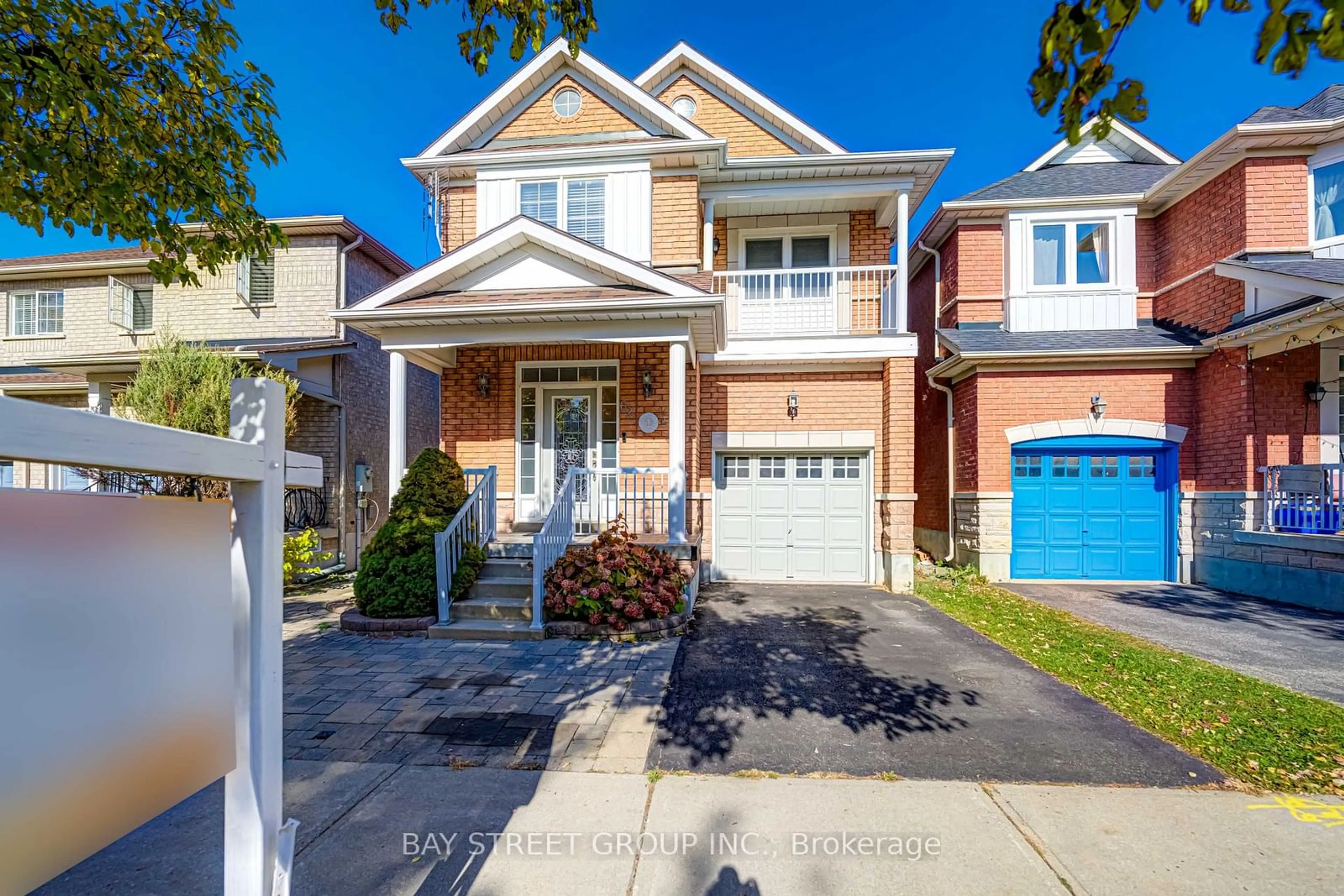 A pic from exterior of the house or condo, the street view for 62 Warren Bradley St, Markham Ontario L6C 2W4