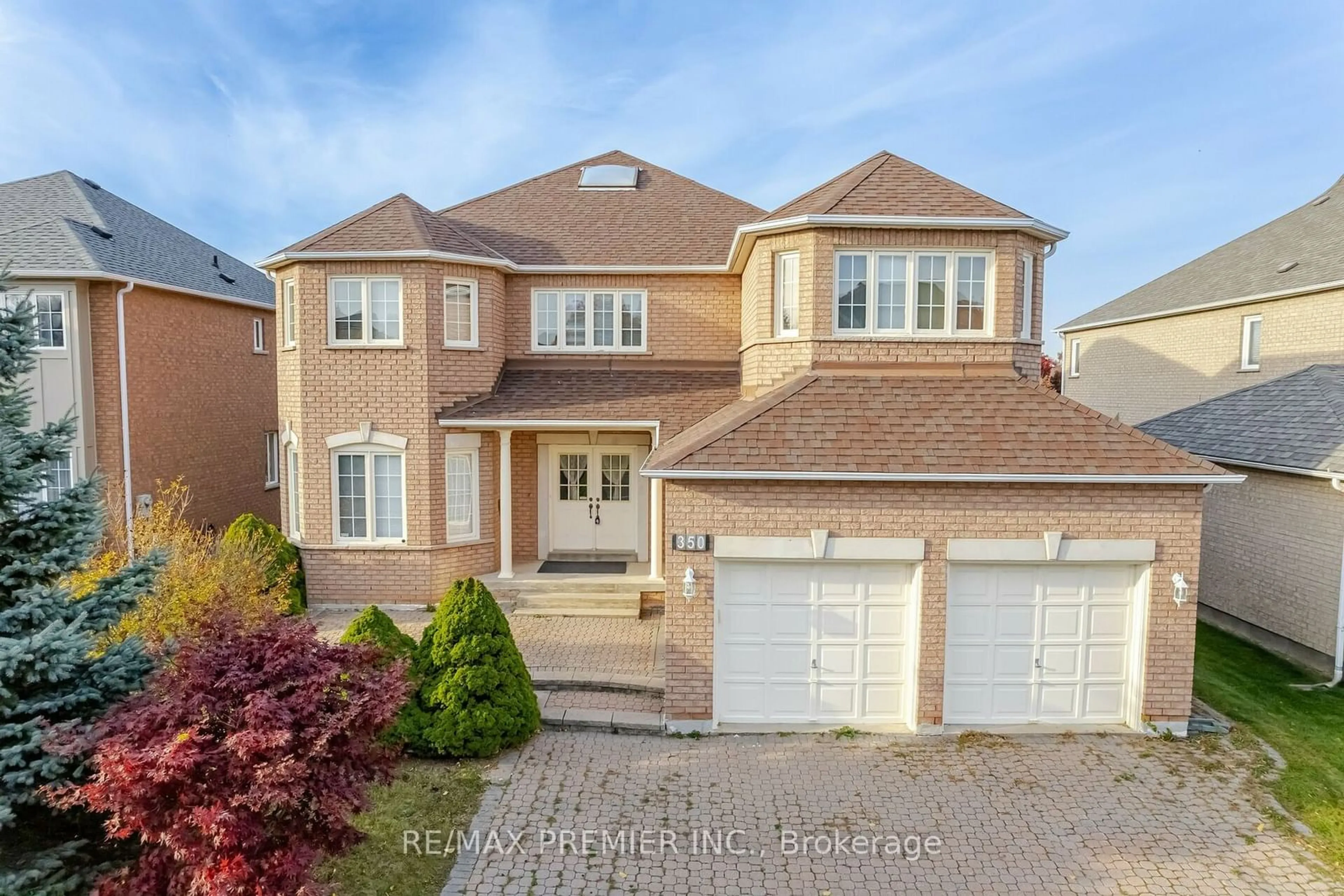 Frontside or backside of a home, the street view for 350 Calvert Rd, Markham Ontario L6C 1Y2