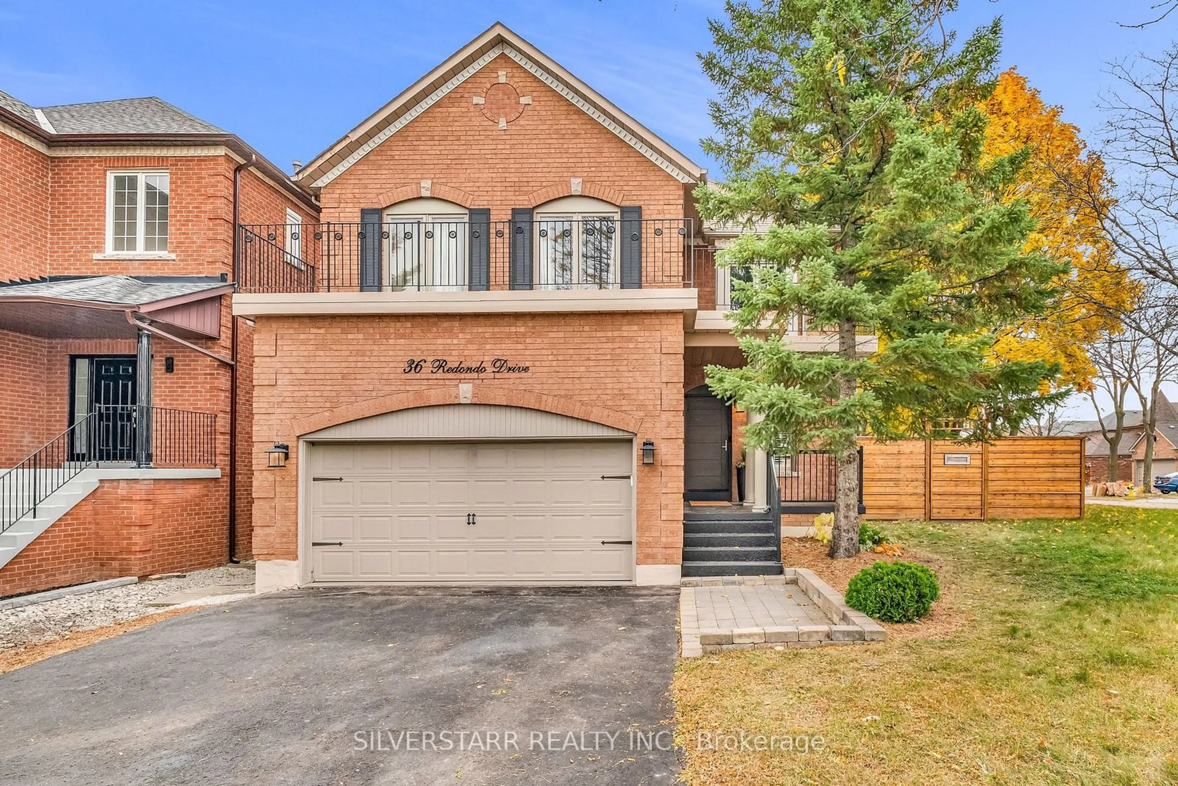 Home with brick exterior material for 36 Redondo Dr, Vaughan Ontario L4J 7S7