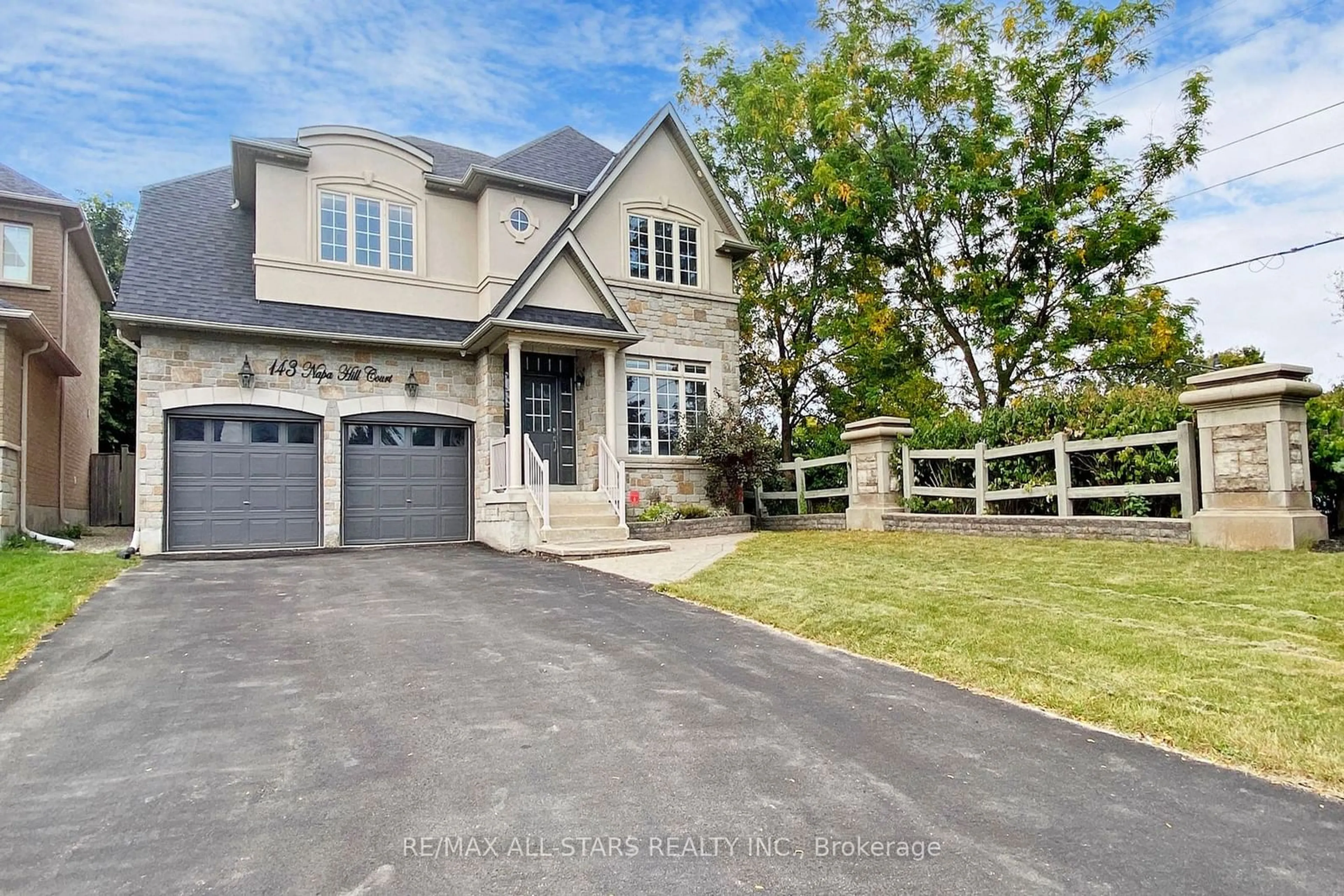 Frontside or backside of a home, cottage for 143 Napa Hill Crt, Vaughan Ontario L4J 8T1