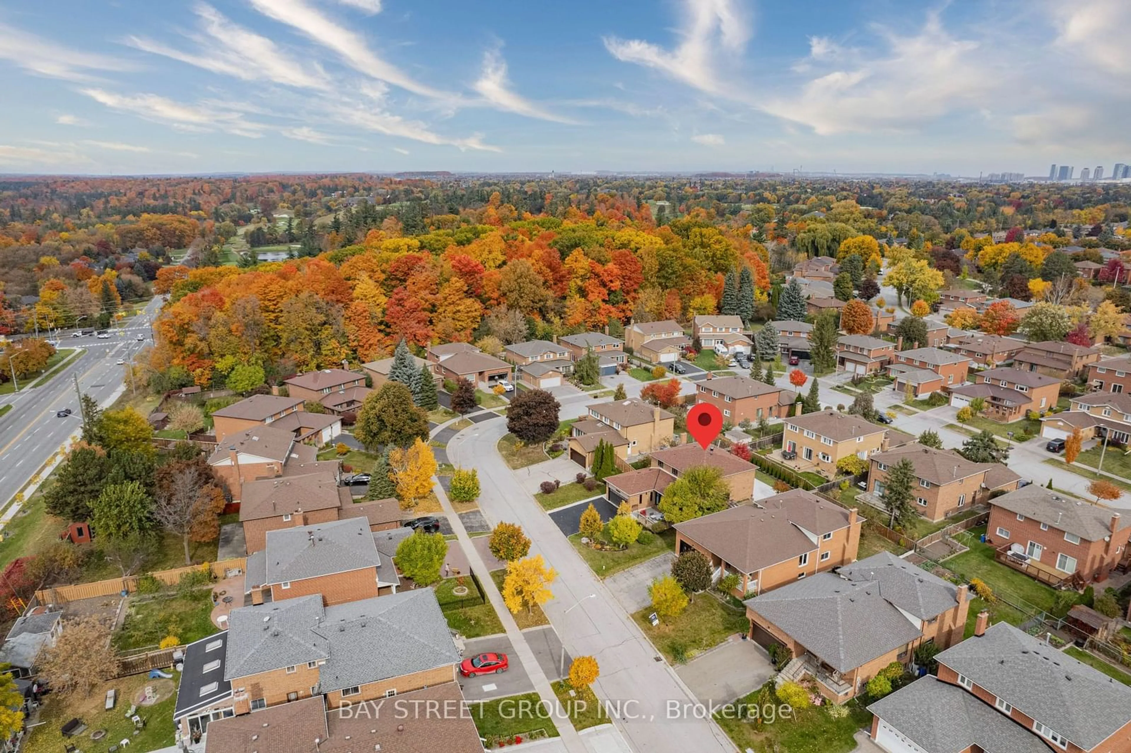 A pic from exterior of the house or condo, the street view for 43 Brandy Cres, Vaughan Ontario L4L 3C5