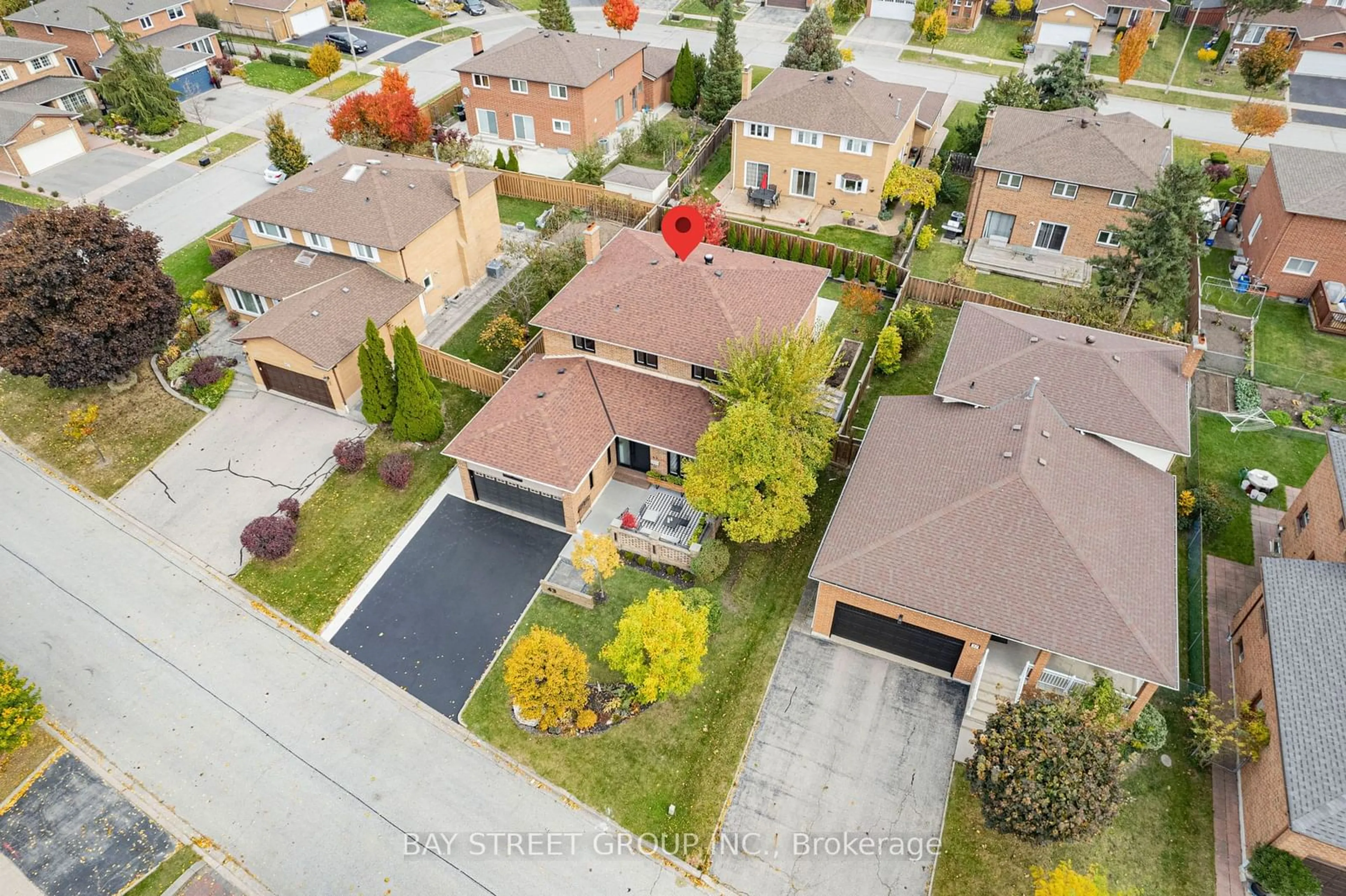 Frontside or backside of a home, the street view for 43 Brandy Cres, Vaughan Ontario L4L 3C5