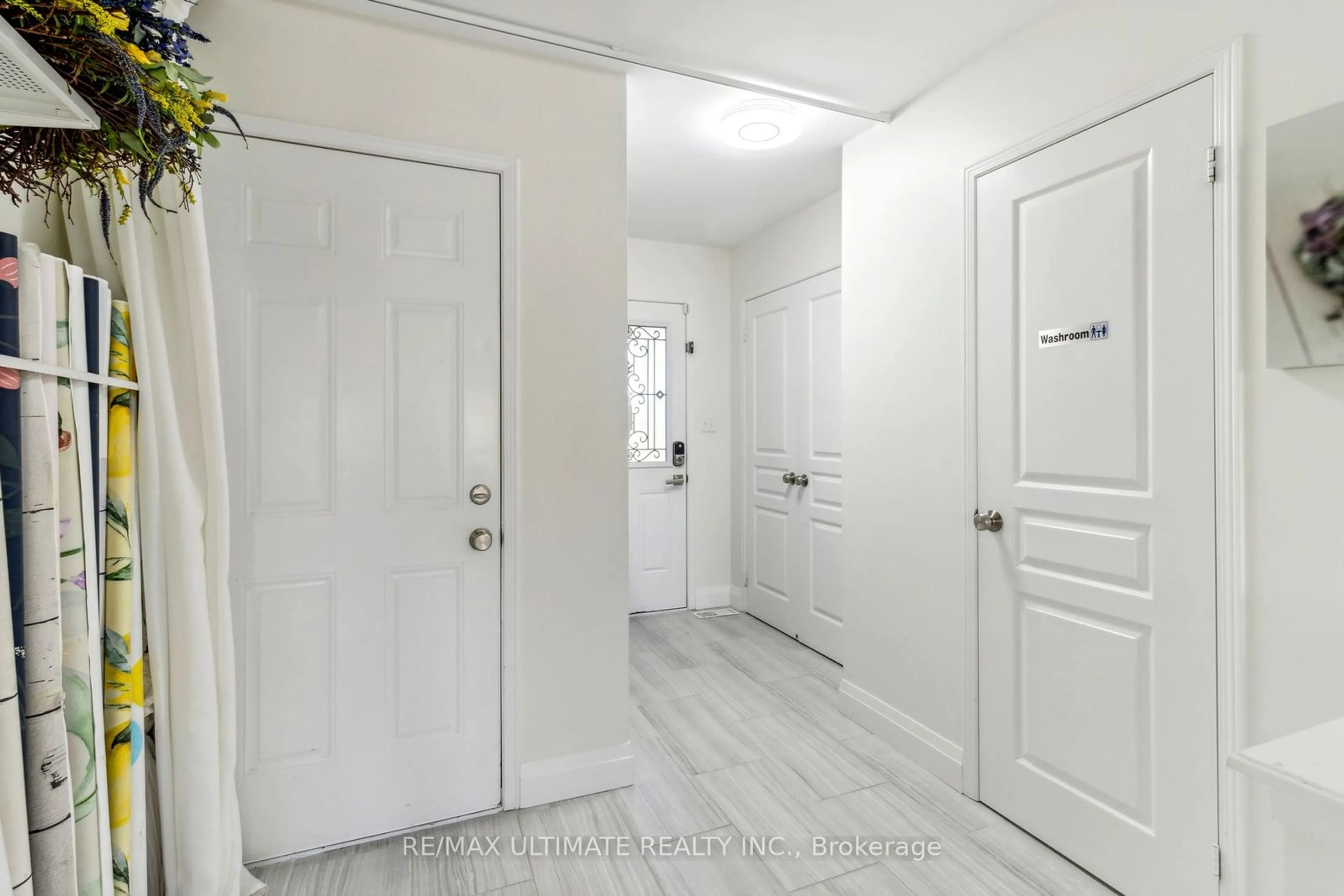 Indoor entryway, not visible floor for 18 Albert Lewis St, Markham Ontario L6B 0P6