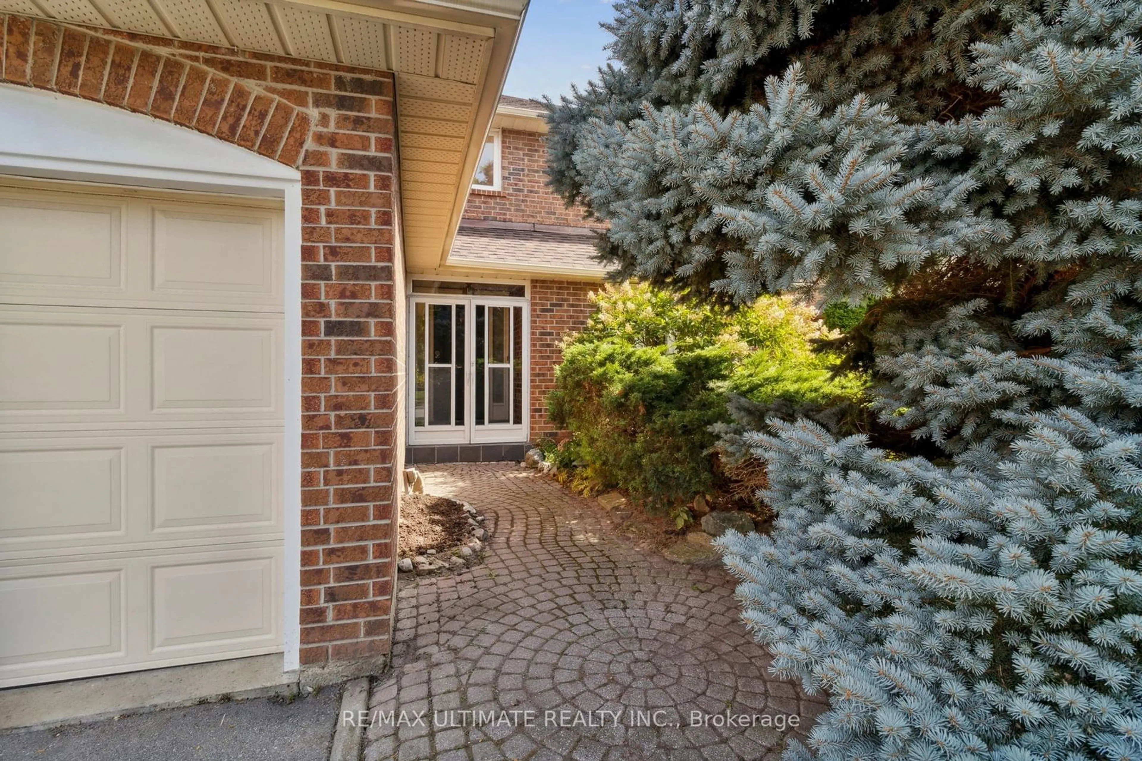 A pic from exterior of the house or condo, cottage for 27 Blackwell Crt, Markham Ontario L3R 0C5