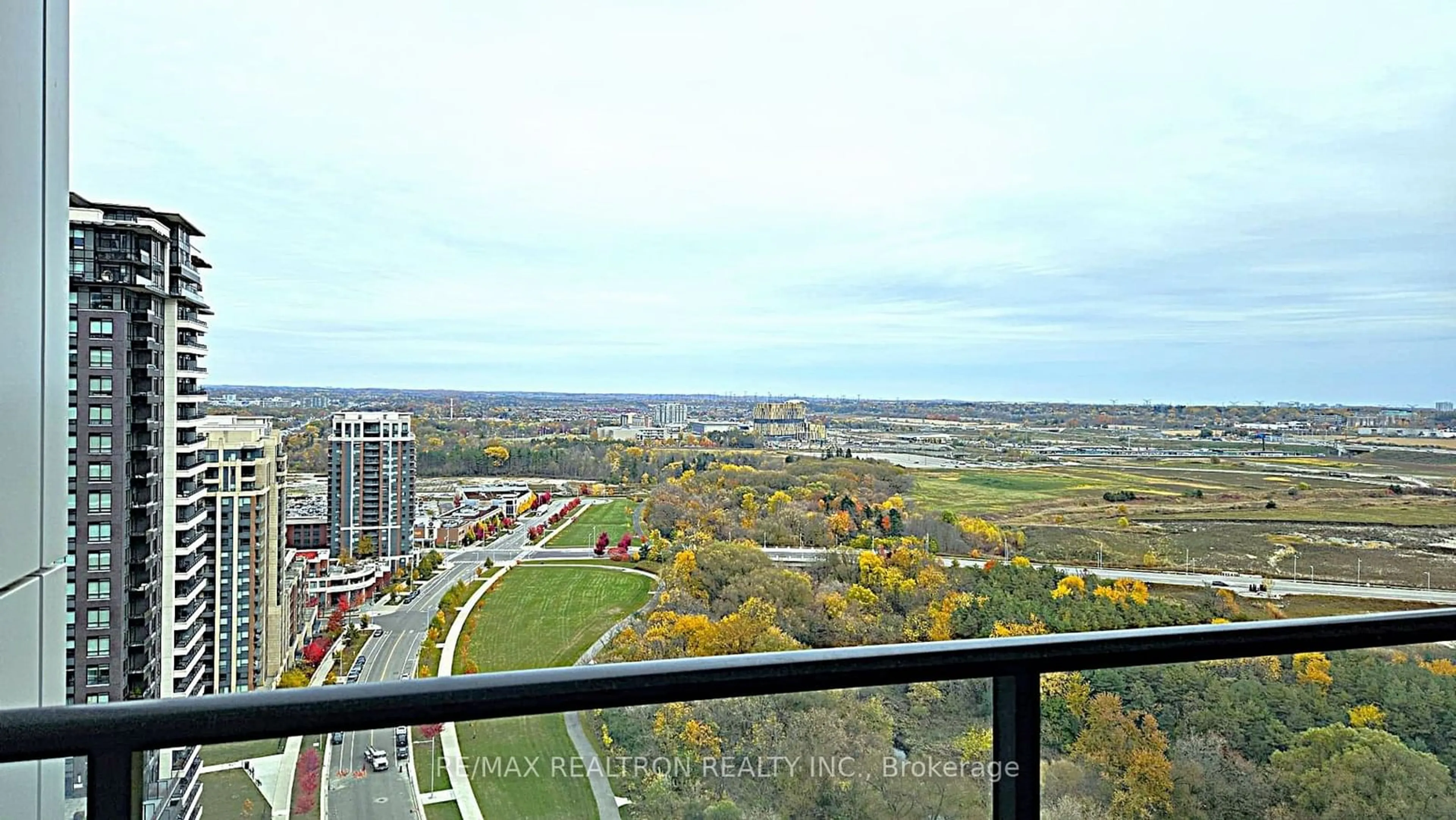 A pic from exterior of the house or condo, the view of lake or river for 8 Water Walk Dr #2711, Markham Ontario L3R 6L4