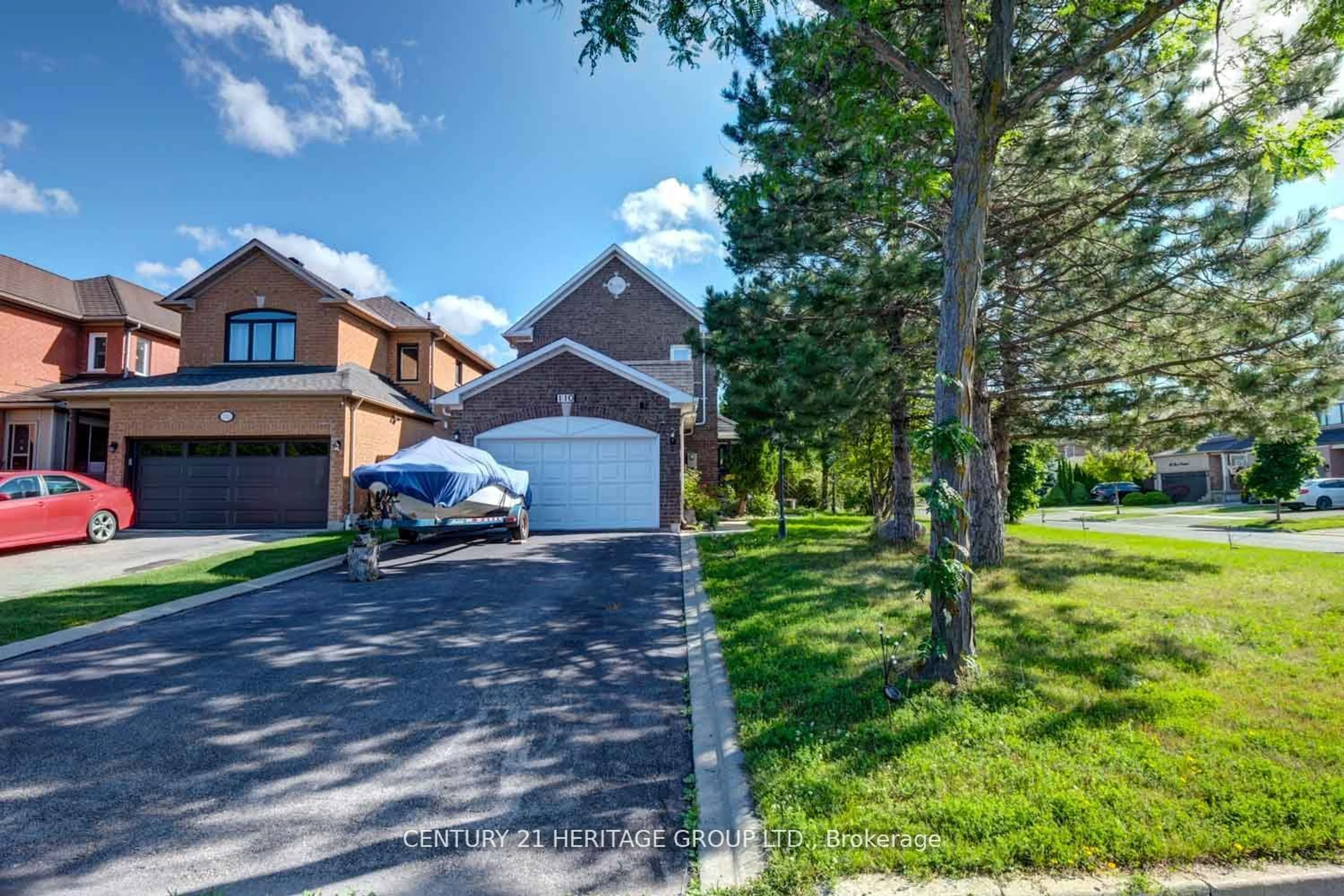 A pic from exterior of the house or condo, the street view for 110 Elena Cres, Vaughan Ontario L6A 2J1