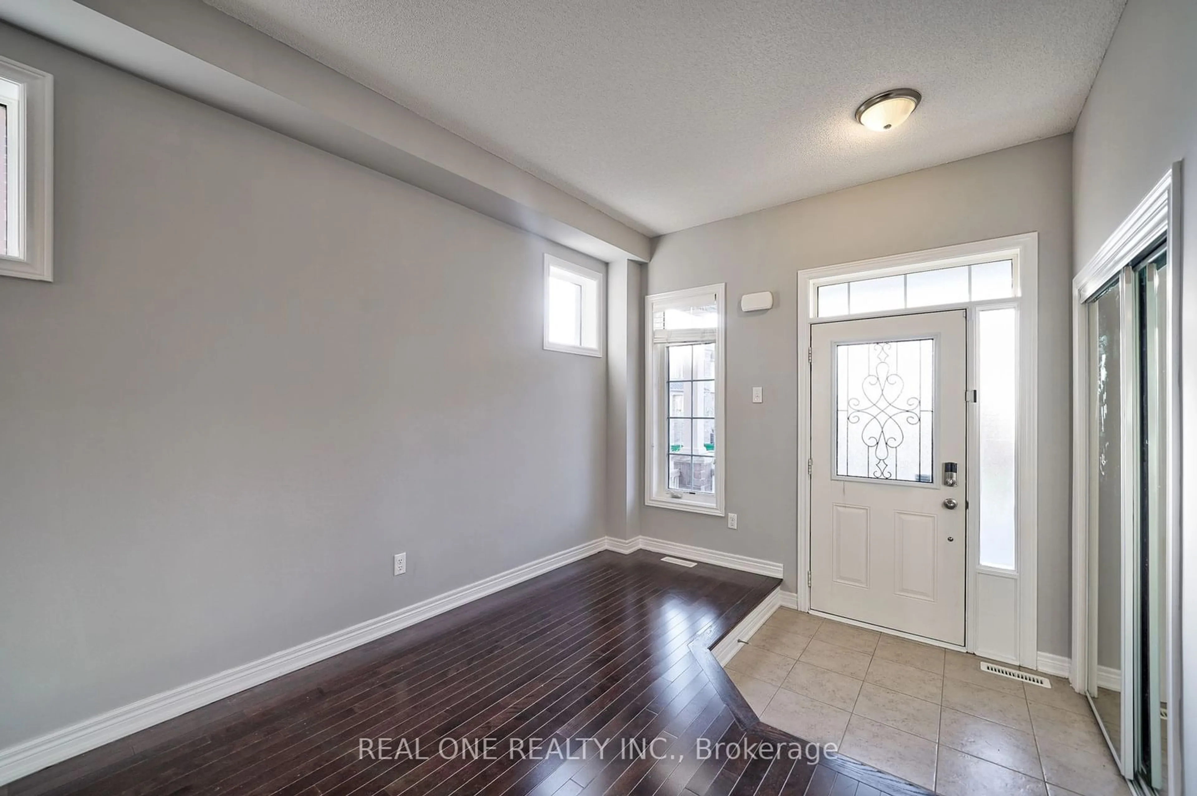 Indoor entryway, wood floors for 48 Manila Ave, Markham Ontario L6C 0W2