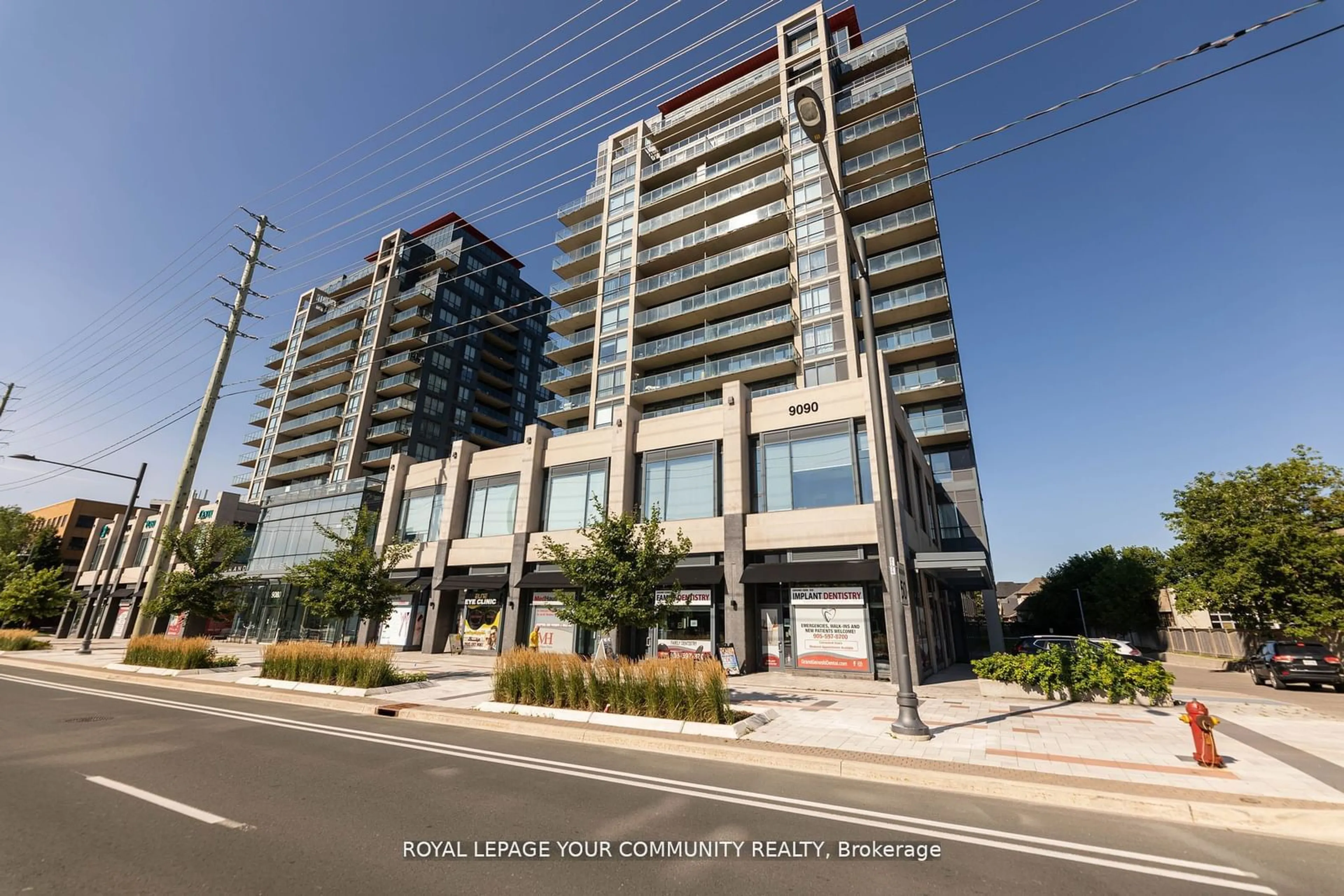 A pic from exterior of the house or condo, the front or back of building for 9090 Yonge St #607, Richmond Hill Ontario L4C 0Z1