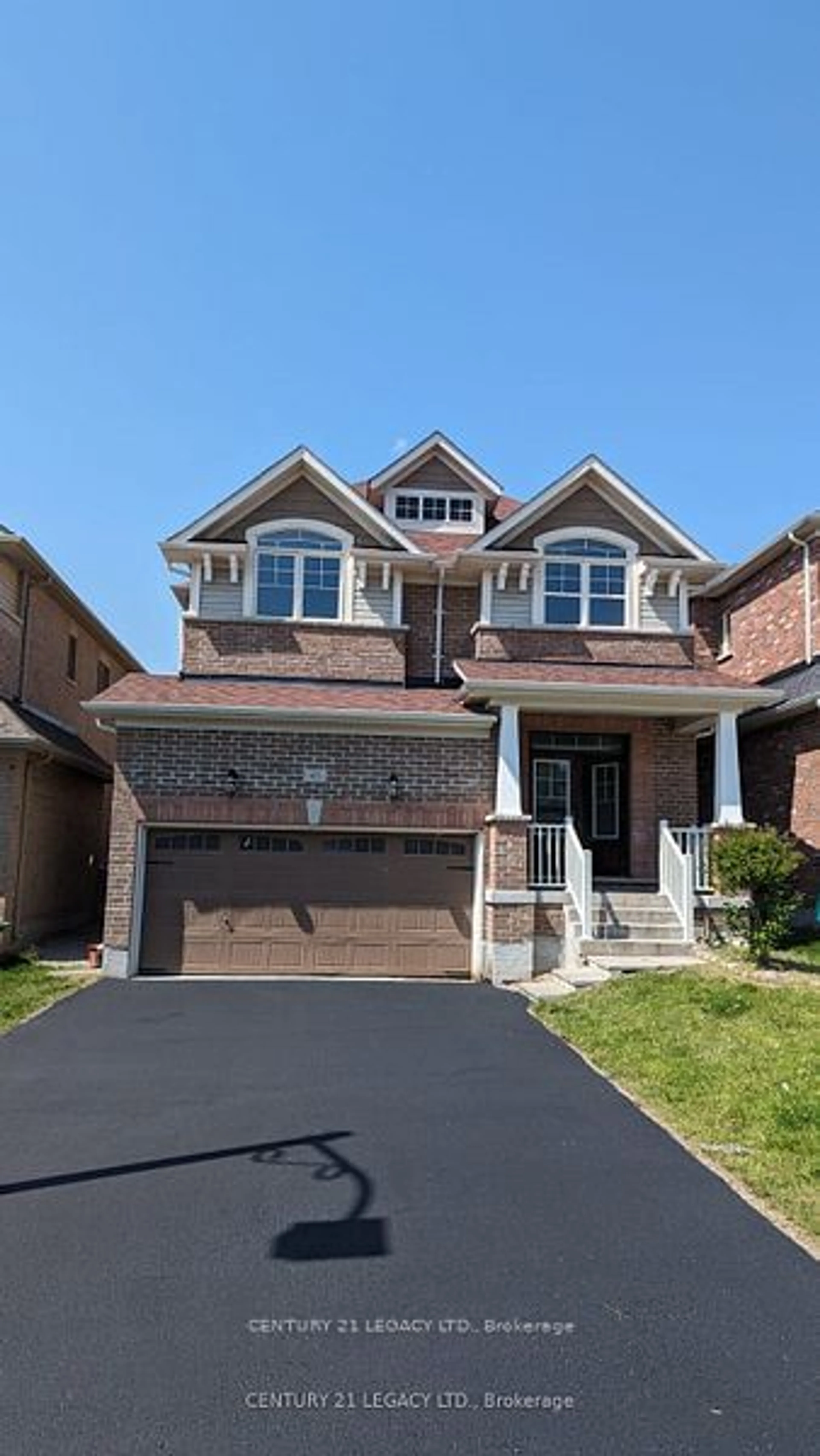 Home with brick exterior material for 45 Atkinson Cres, New Tecumseth Ontario L0L 1L0