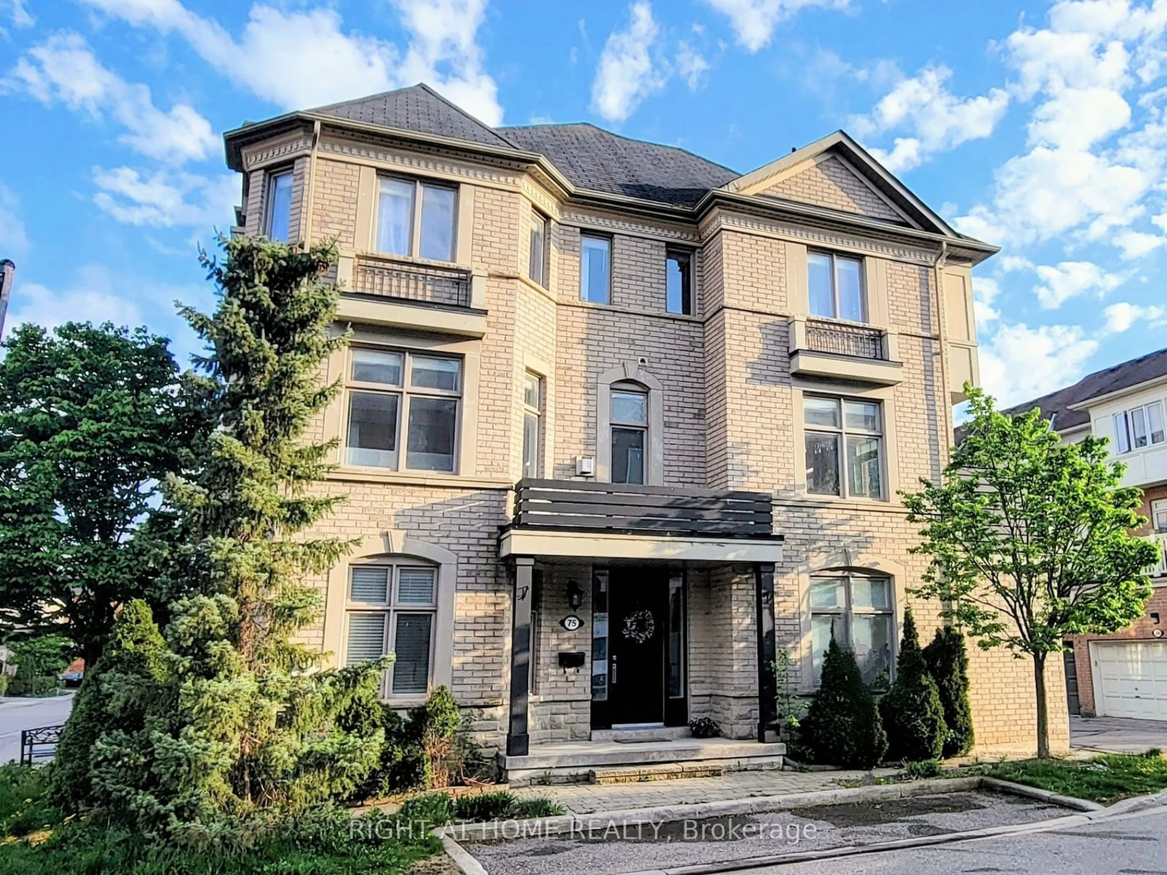 Home with brick exterior material for 75 Vittorio De Luca Dr, Vaughan Ontario L4L 0A8