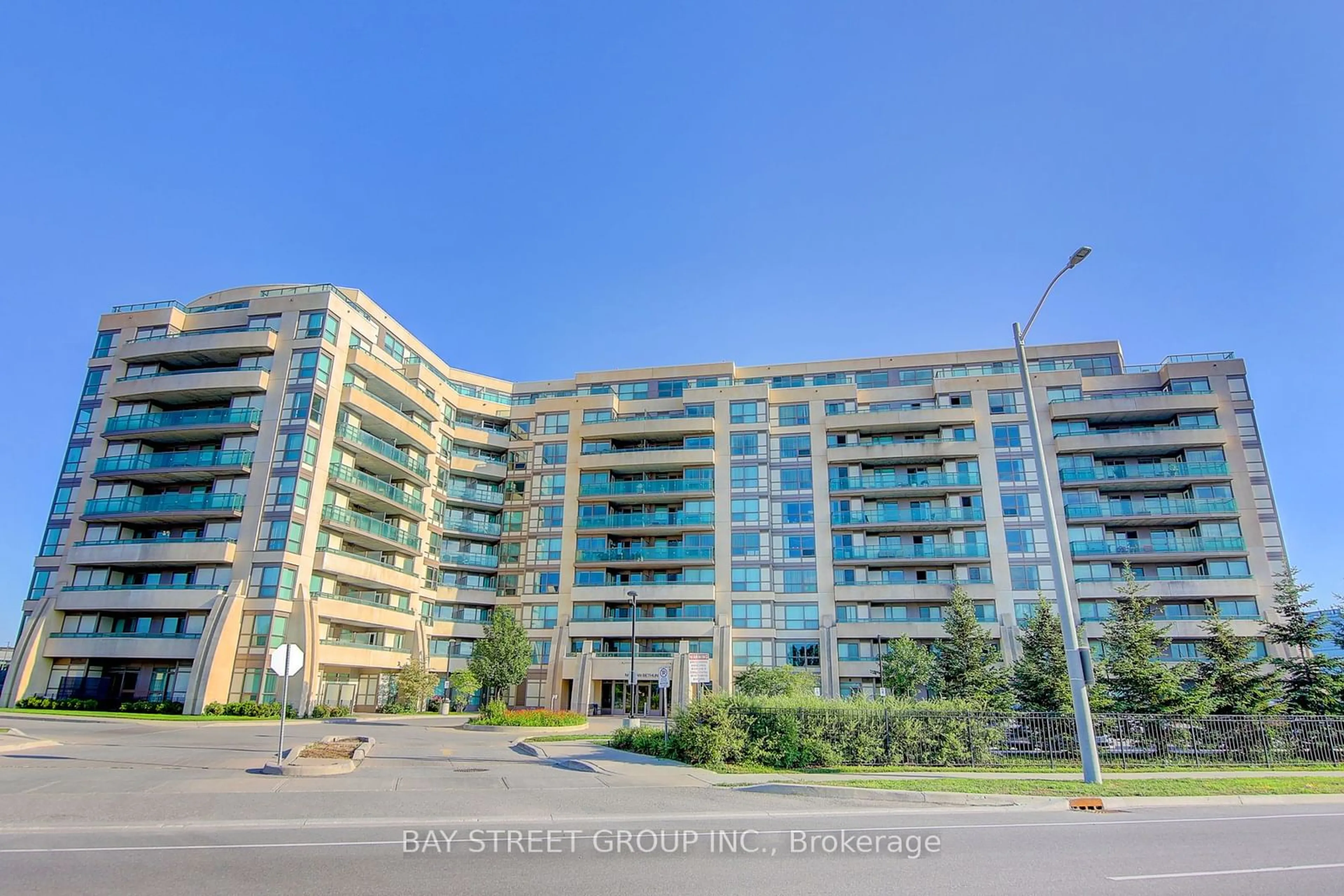 A pic from exterior of the house or condo, the street view for 75 Norman Bethune Ave #714, Richmond Hill Ontario L4B 0B6