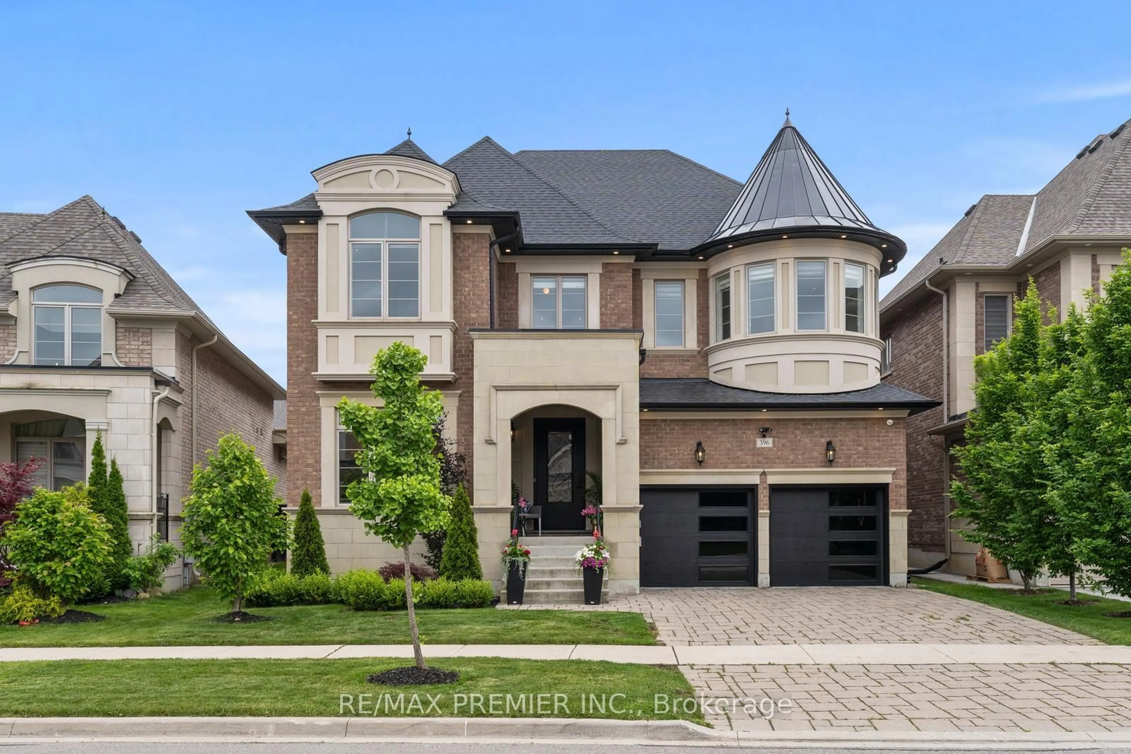 Home with brick exterior material for 396 Woodgate Pines Dr, Vaughan Ontario L4H 3N5