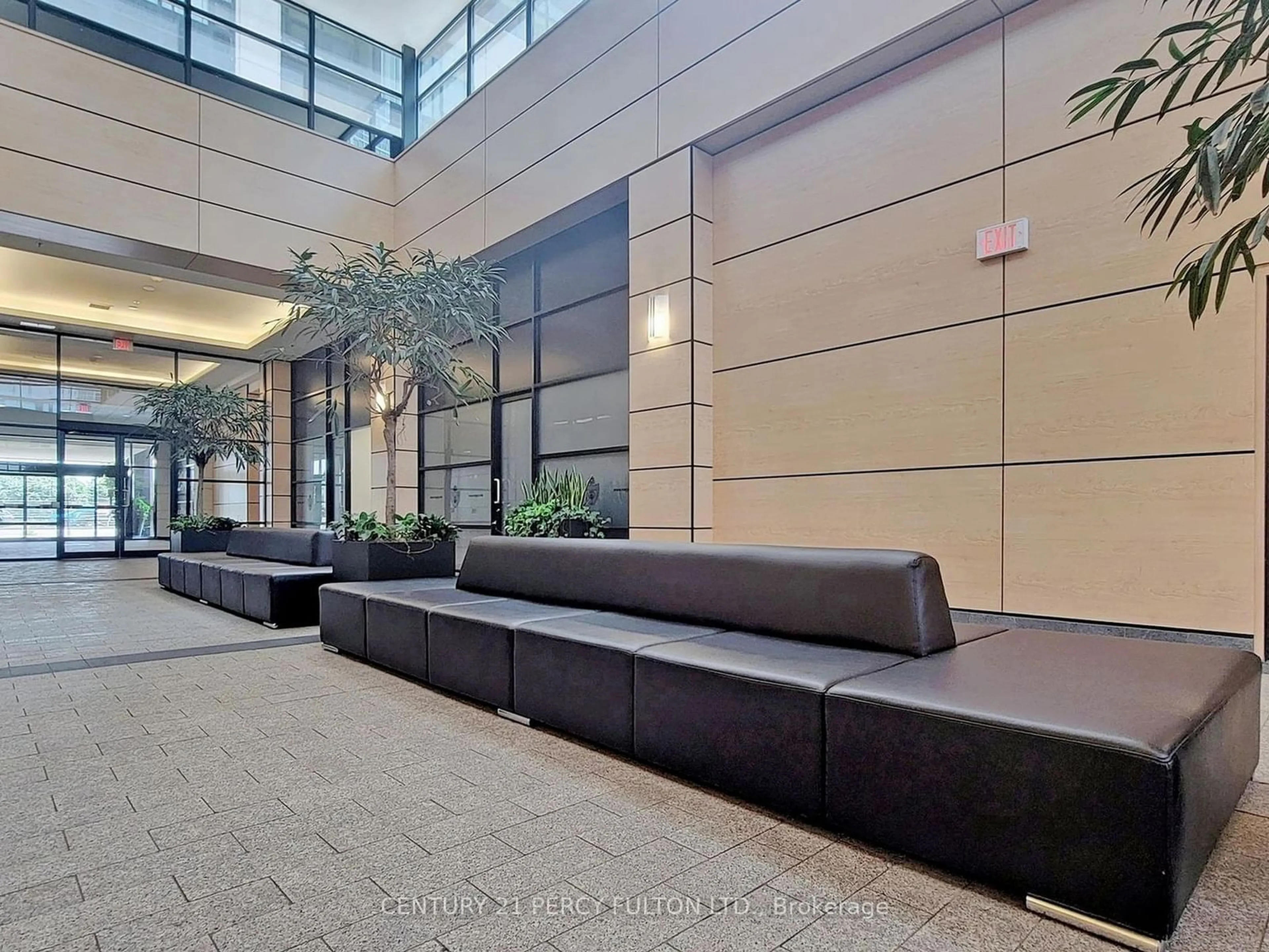 Indoor lobby, cement floor for 2900 Highway 7 Rd #315, Vaughan Ontario L4K 0G3