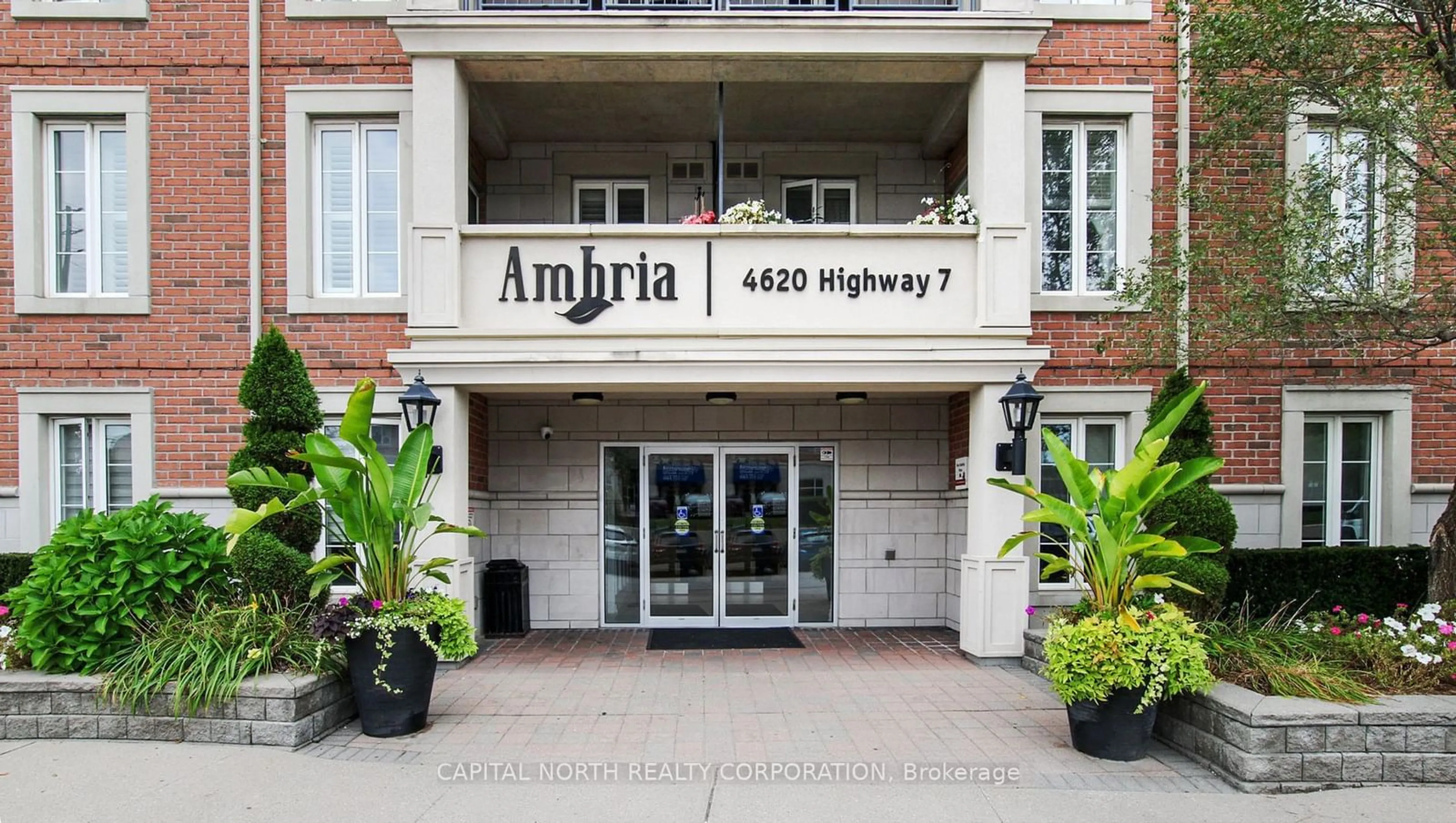 Indoor foyer for 4620 Highway 7 #301, Vaughan Ontario L4L 0B3