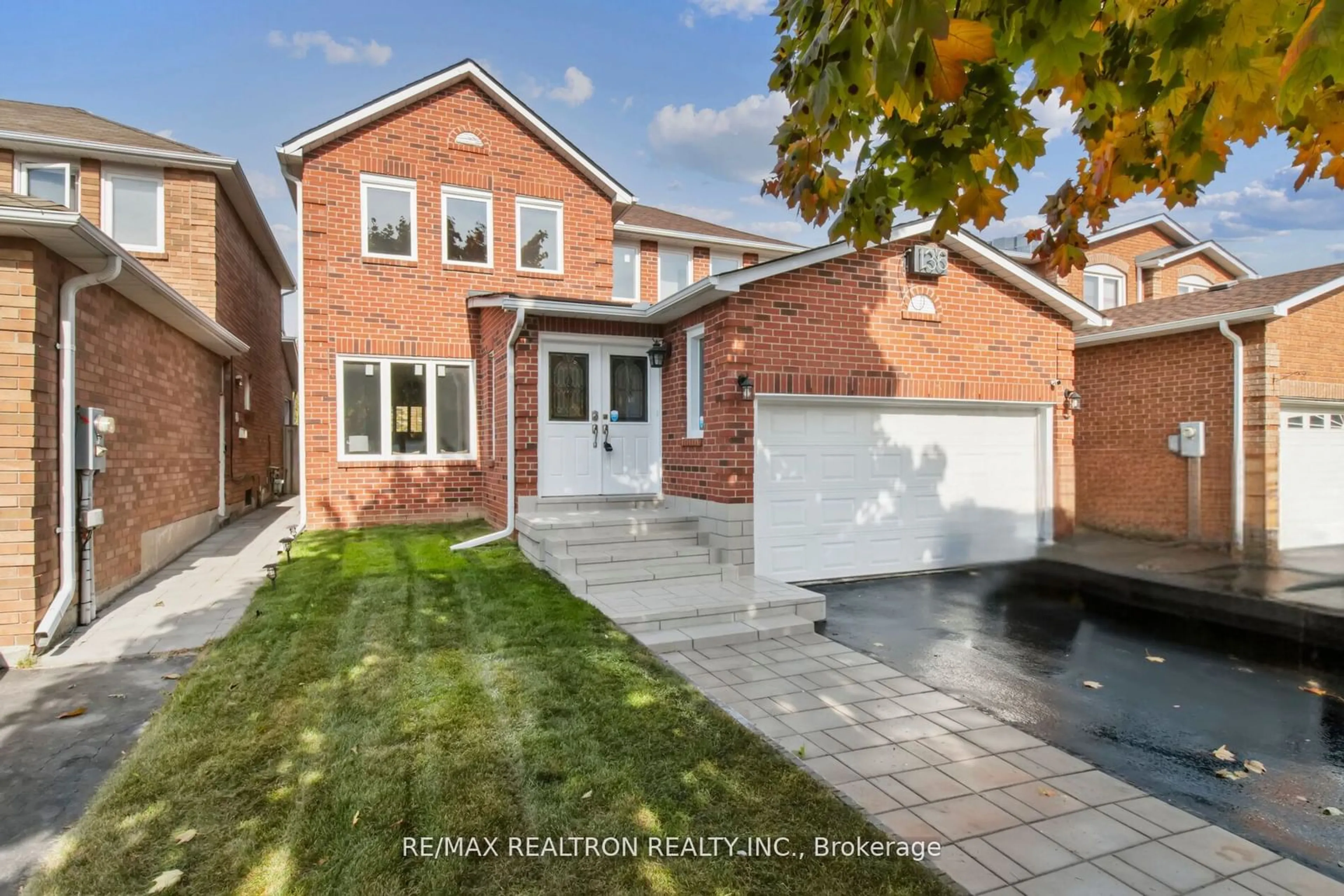 Home with brick exterior material for 136 Millcroft Way, Vaughan Ontario L4J 6P7