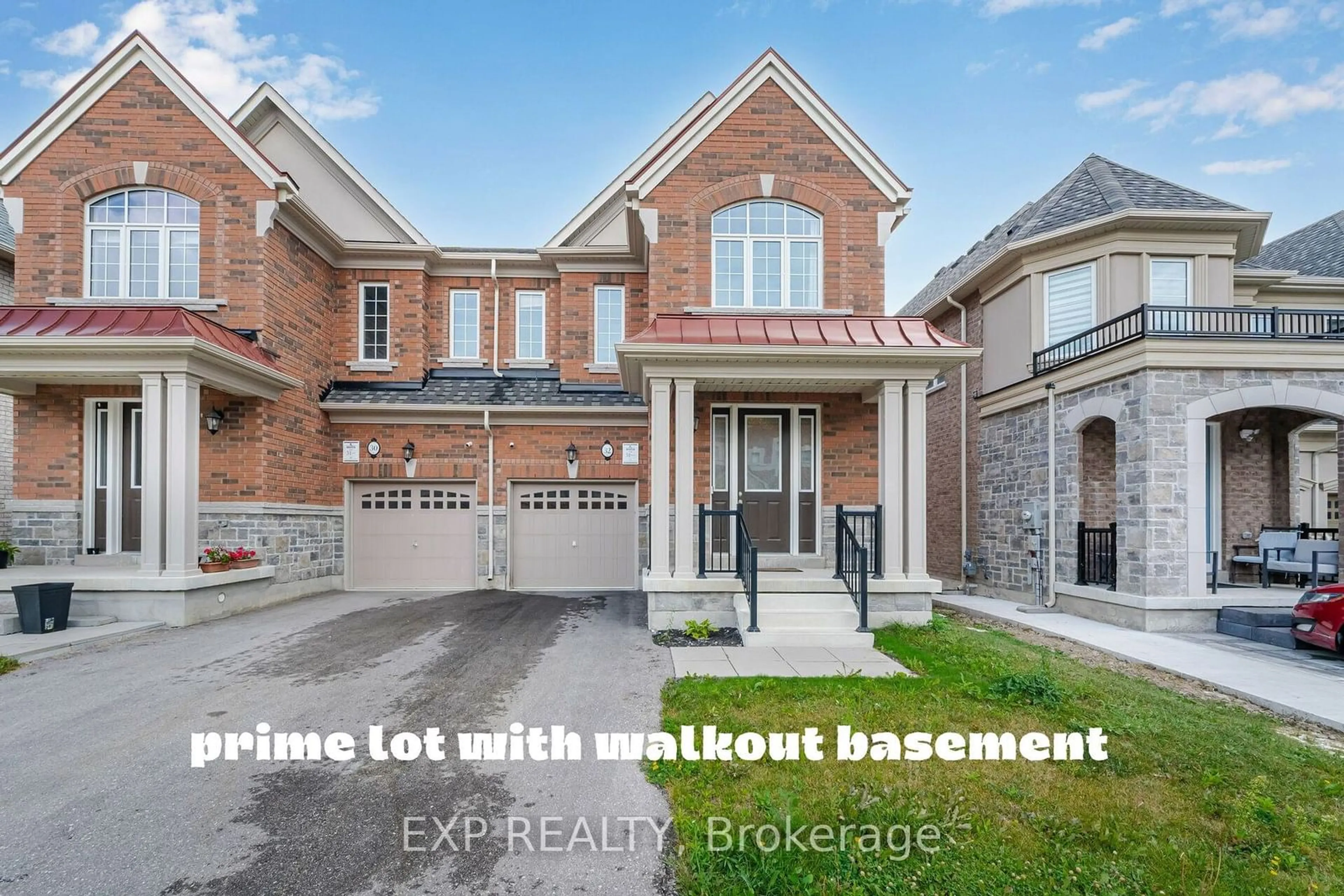 Home with brick exterior material for 32 Richard Boyd Dr, East Gwillimbury Ontario L9N 0S6