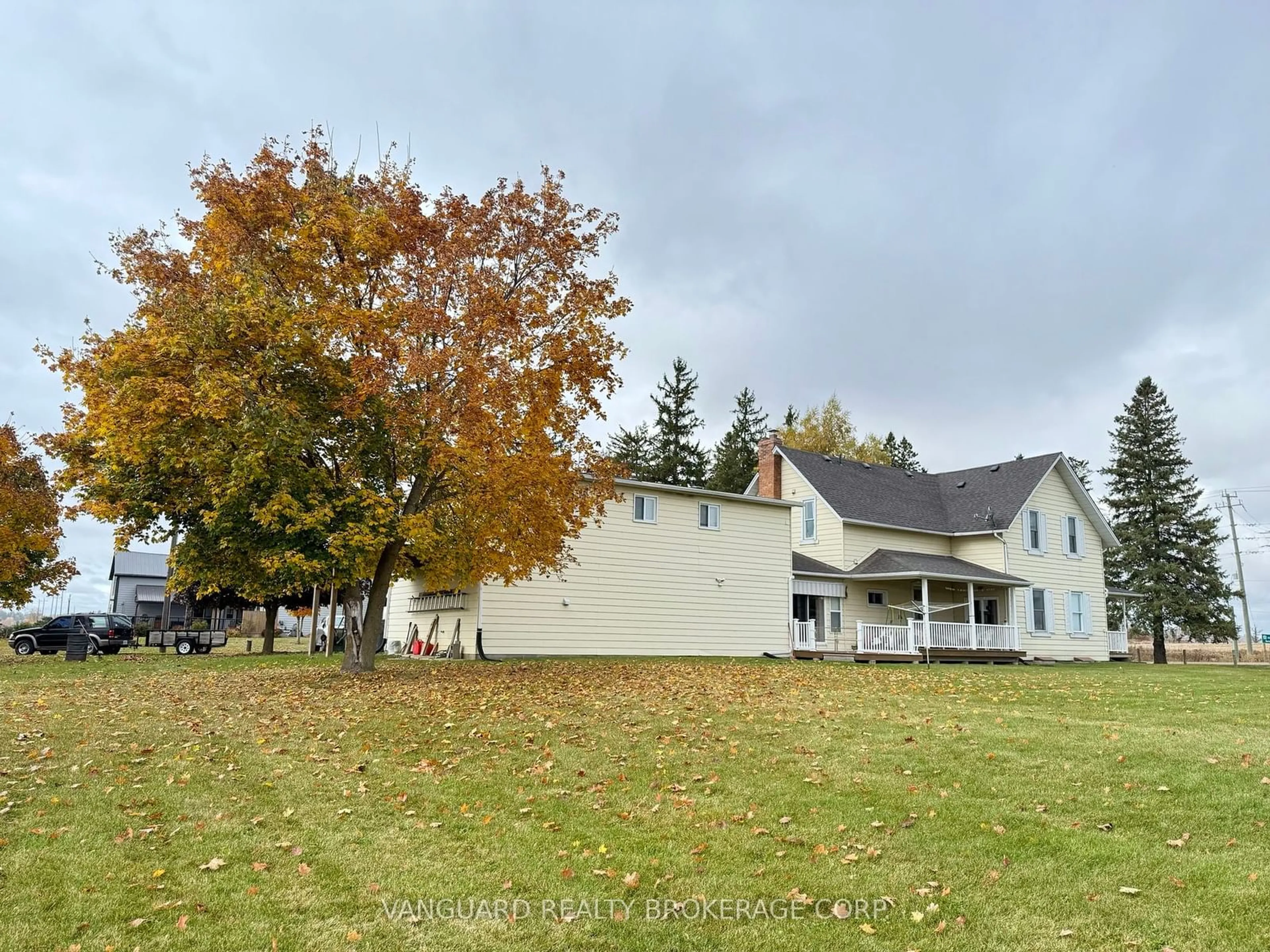 A pic from exterior of the house or condo, the street view for 3509 Line 5, Bradford West Gwillimbury Ontario L3Z 0Z6