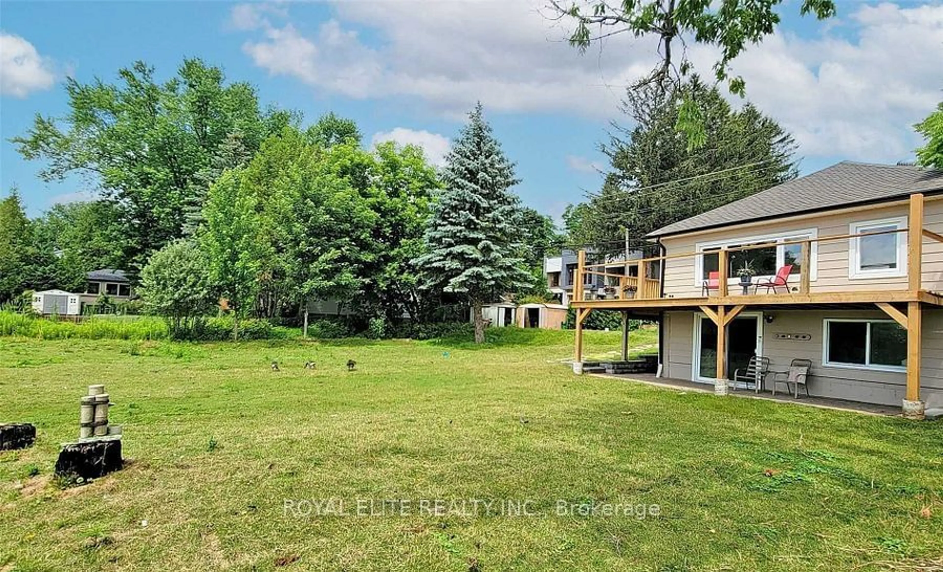 Frontside or backside of a home, the fenced backyard for 41 Connor Dr, Whitchurch-Stouffville Ontario L4A 7X3